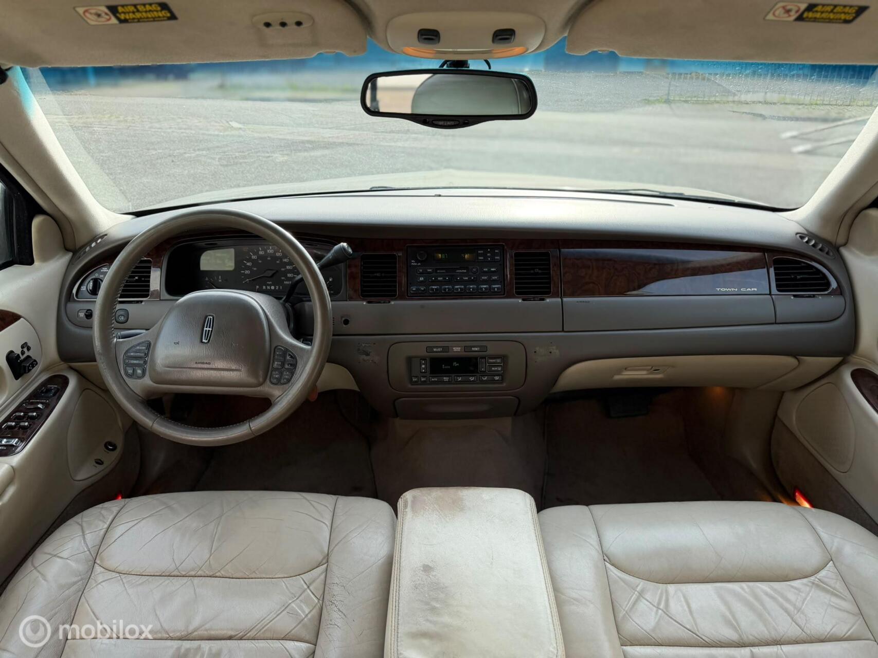 Foto van Lincoln Town Car Signature