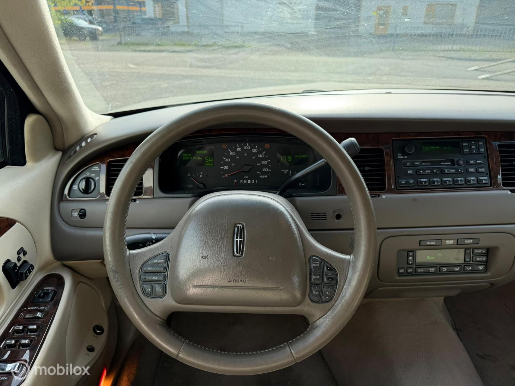 Foto van Lincoln Town Car Signature