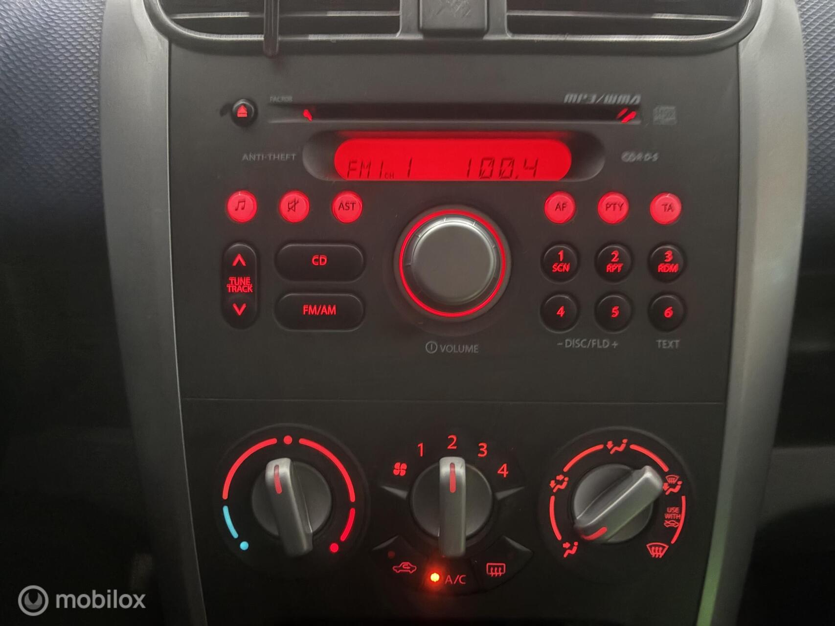 Foto van Suzuki Splash