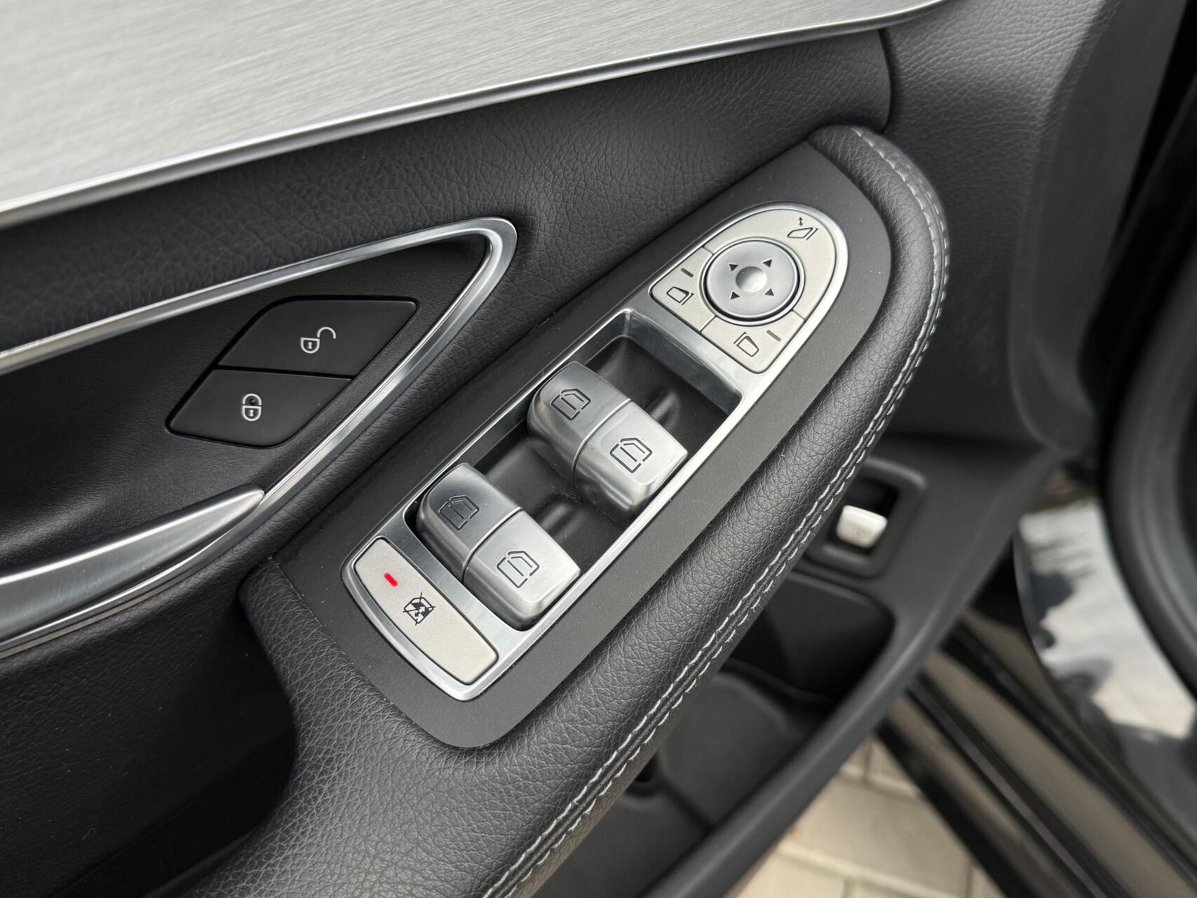 Foto van Mercedes-Benz C 200