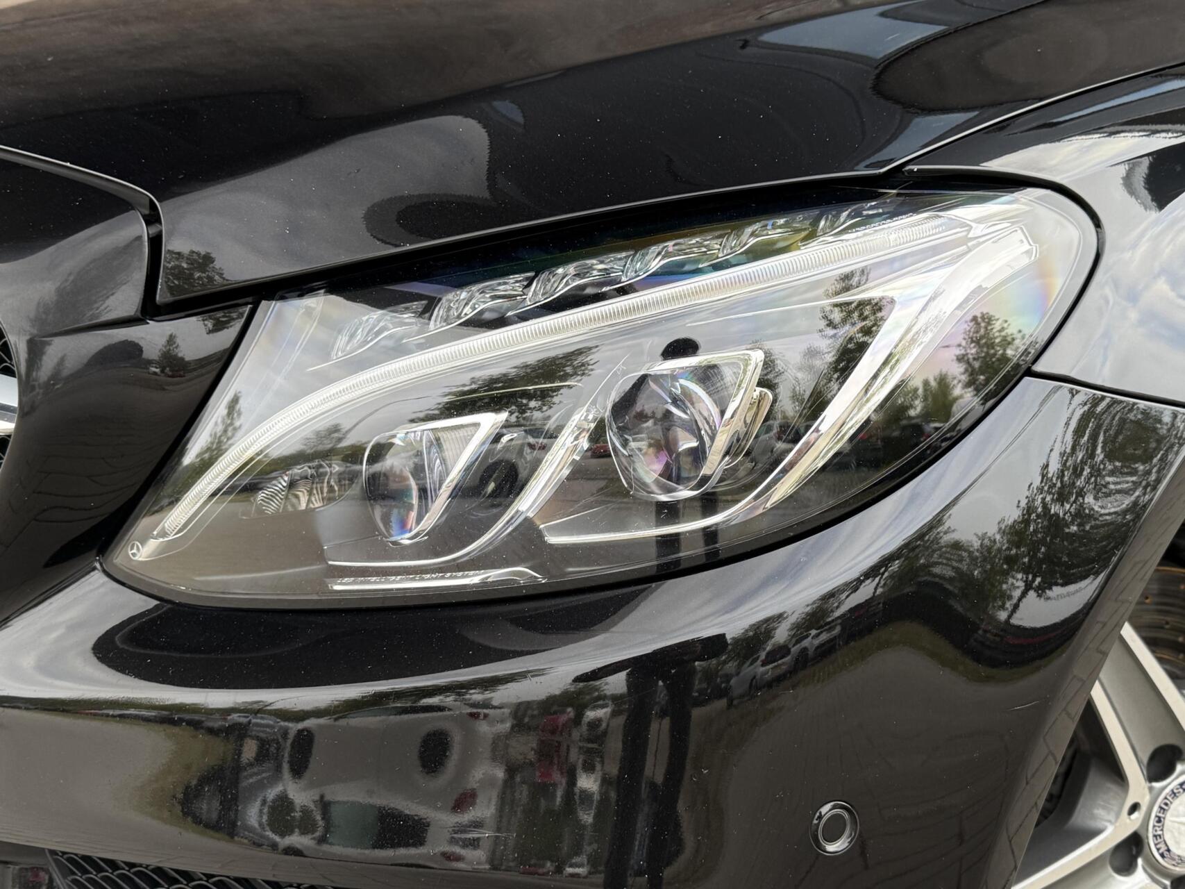 Foto van Mercedes-Benz C 200