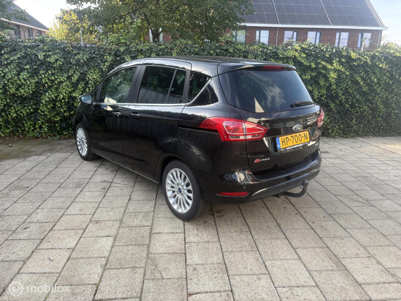 Foto van Ford B-max