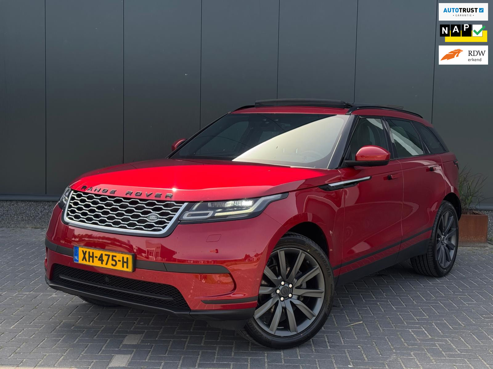 Land Rover Range Rover Velar 2.0 I4 Turbo AWD SE FULL | ORG NL | PANO | LEDER | NAVI | CR CONTROL | MF STUUR | 2019 - voorkant