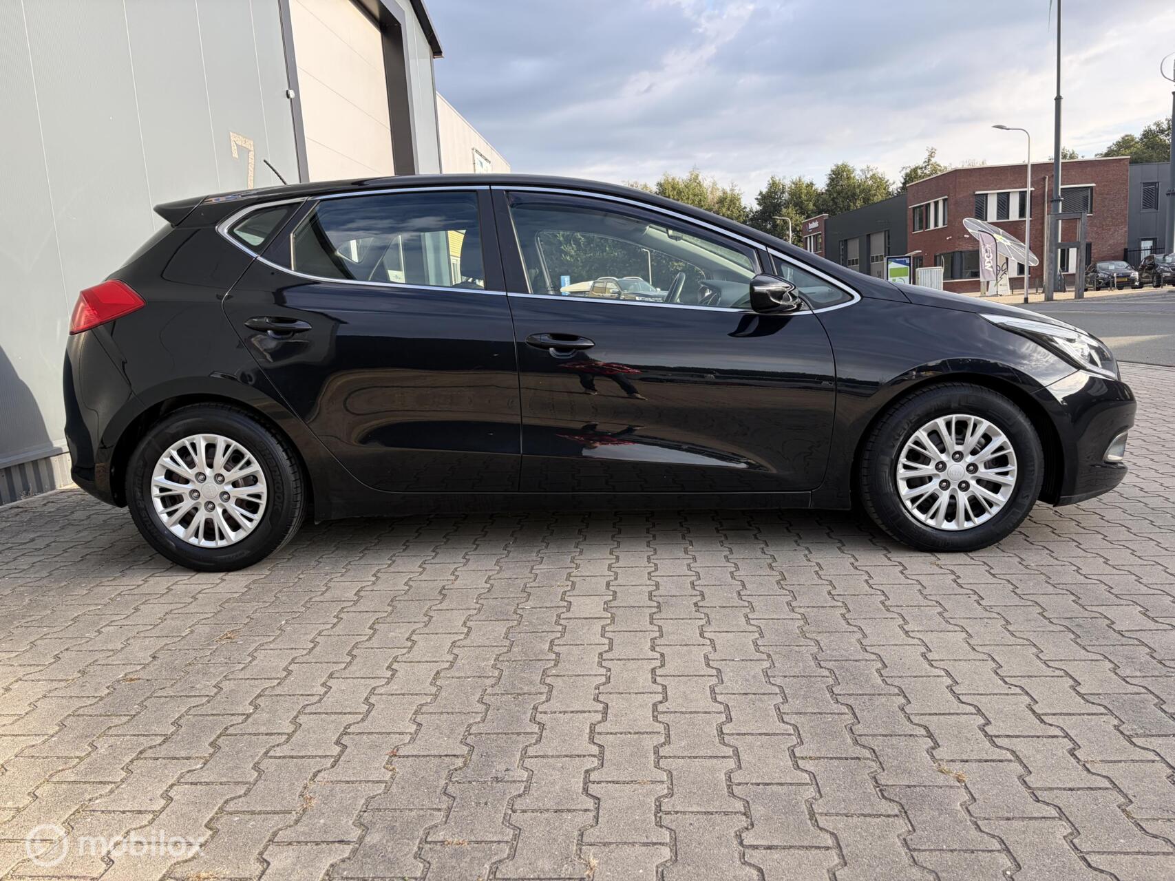 Foto van Kia Cee D