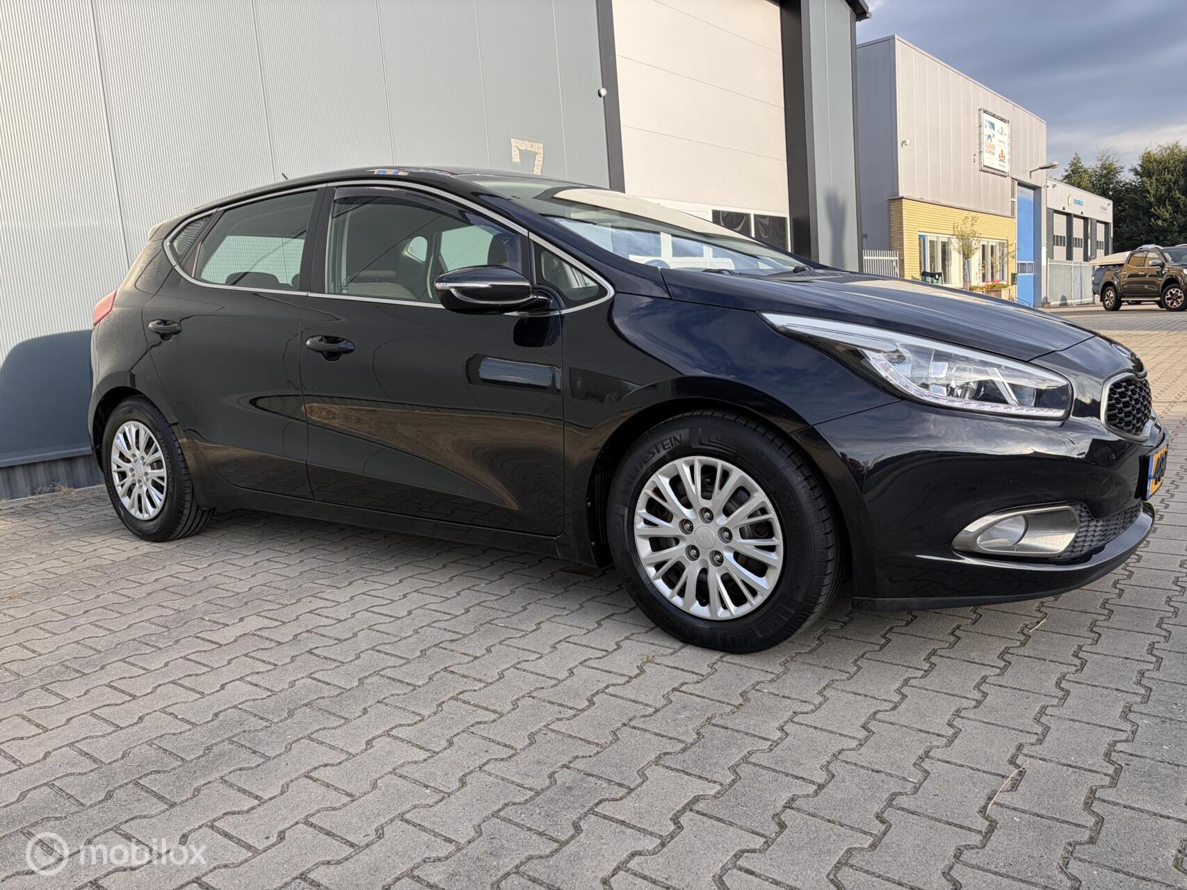 Foto van Kia Cee D