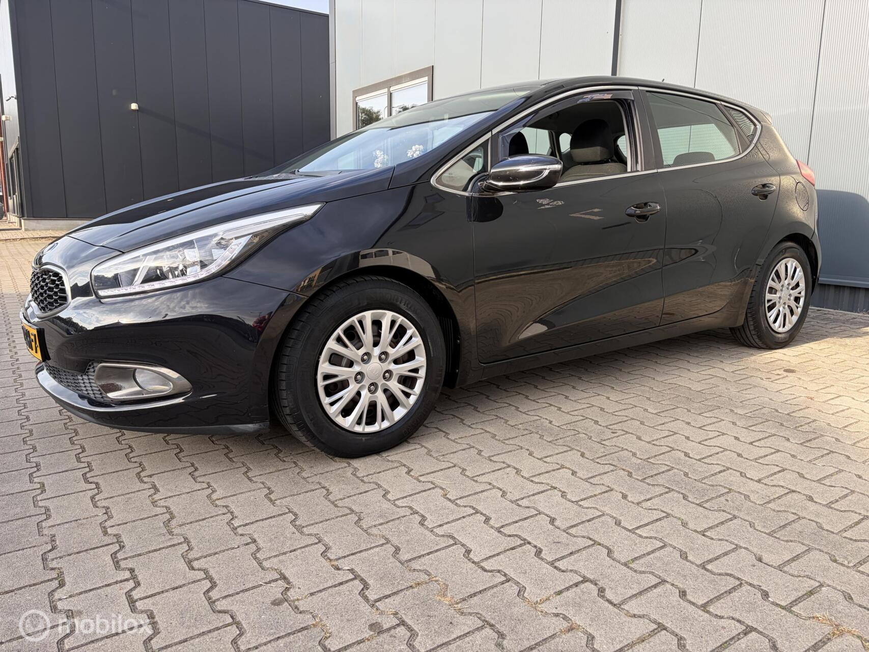 Foto van Kia Cee D
