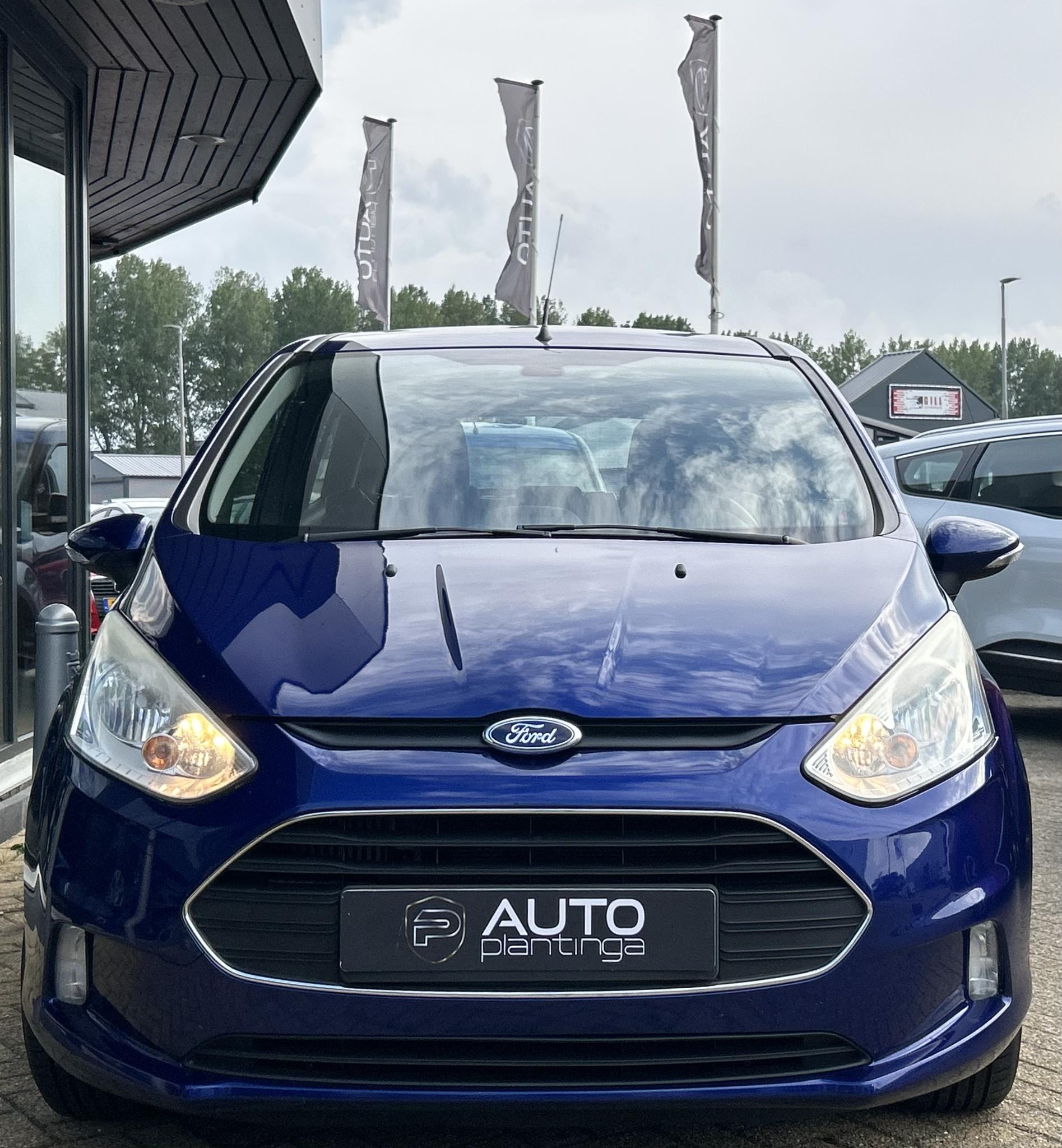 Foto van Ford B-max