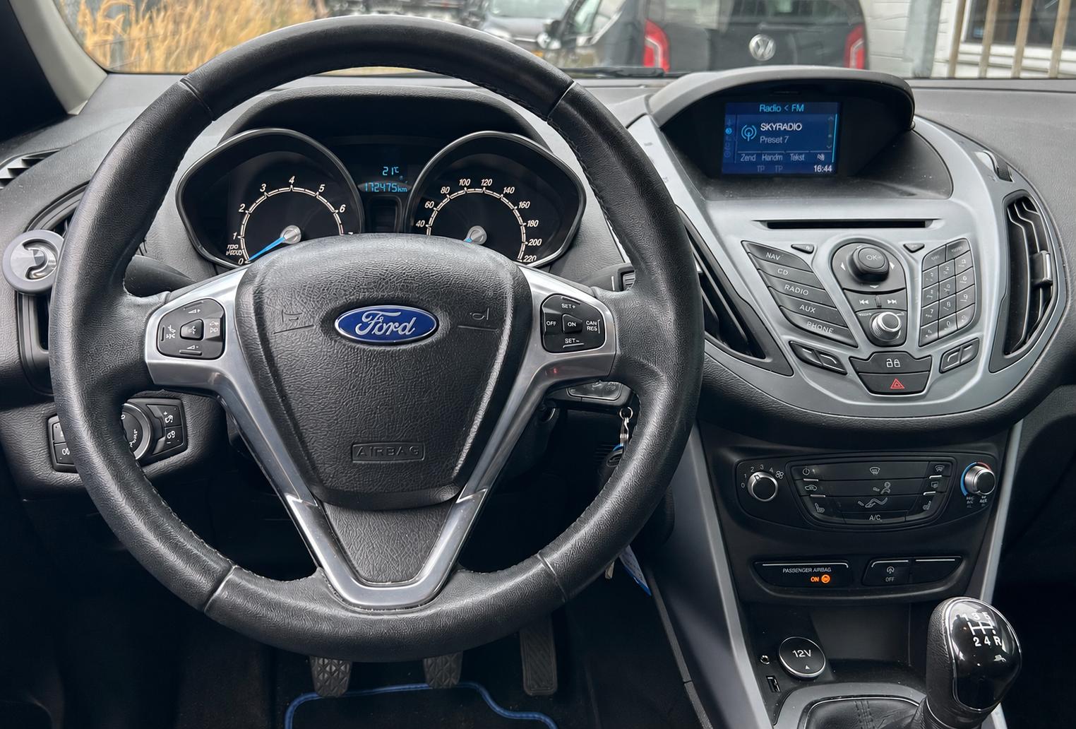 Foto van Ford B-max