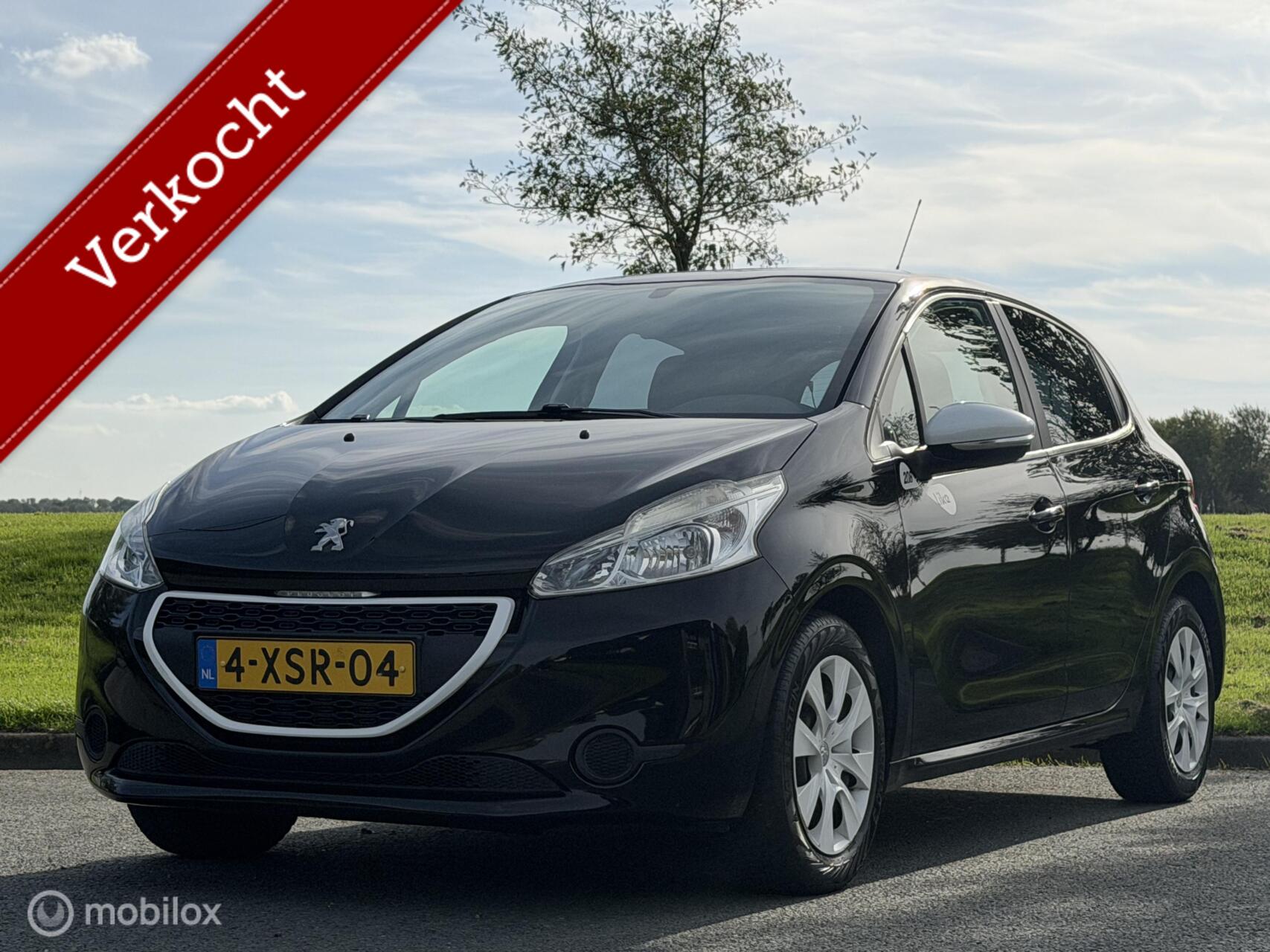 Peugeot 208 1.0 VTi Access, Airco, Cruise, Nieuwe apk 2014 - voorkant