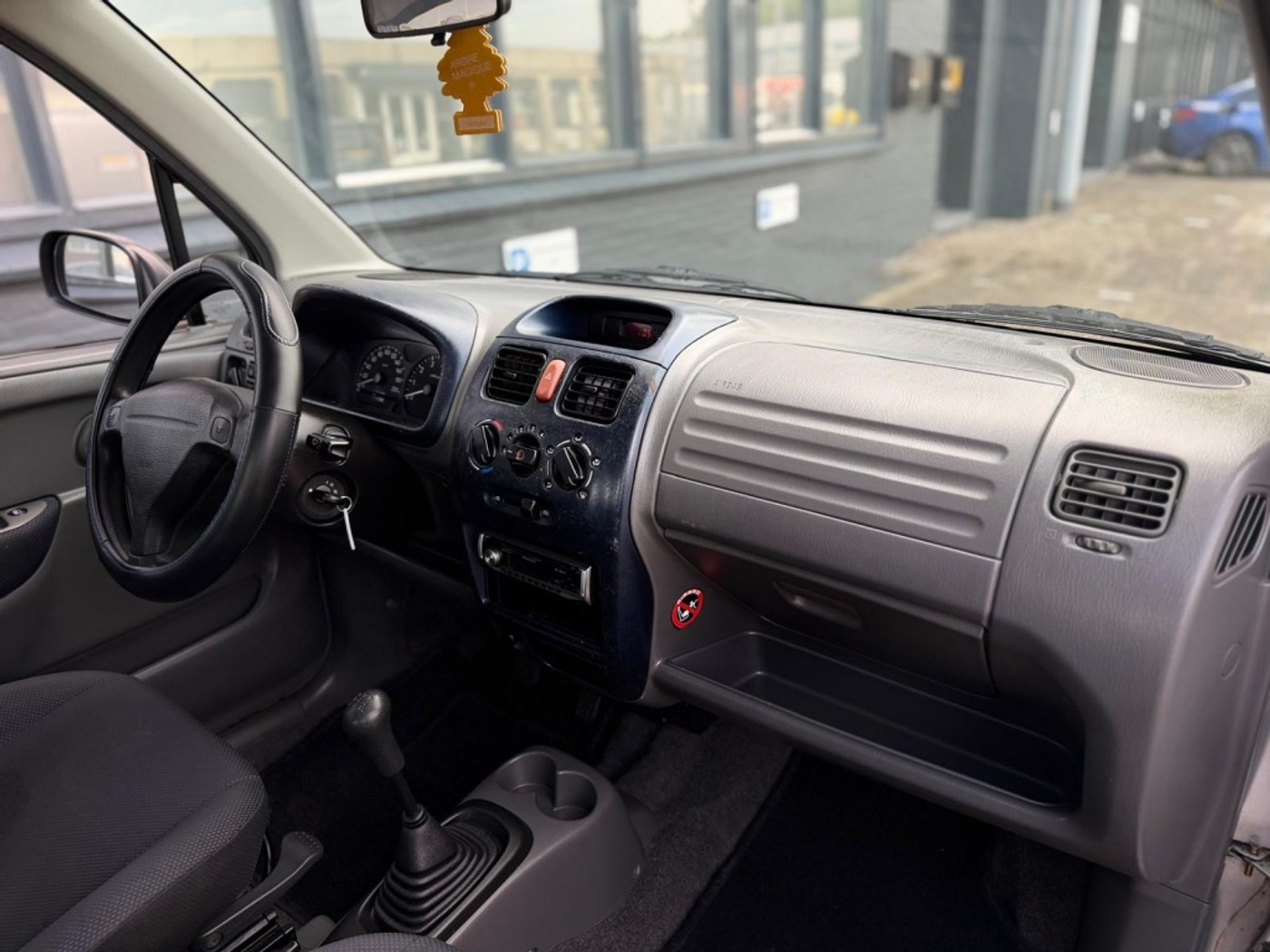 Foto van Suzuki Wagon R