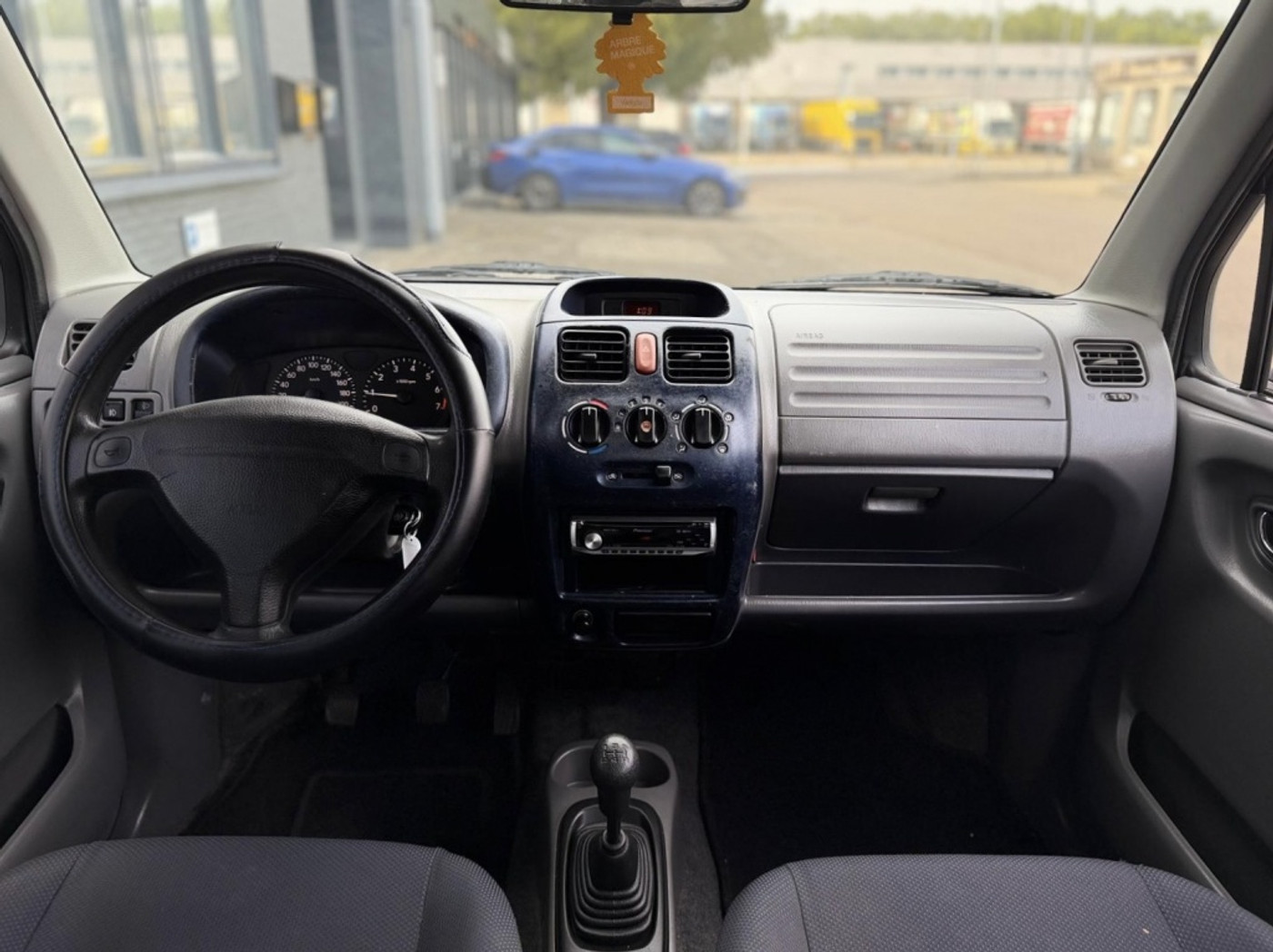 Foto van Suzuki Wagon R