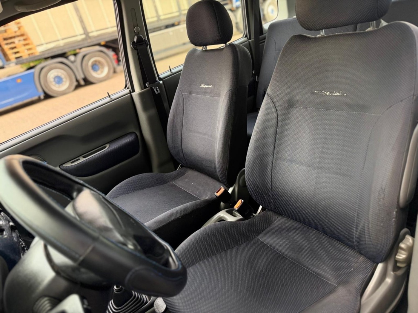 Foto van Suzuki Wagon R