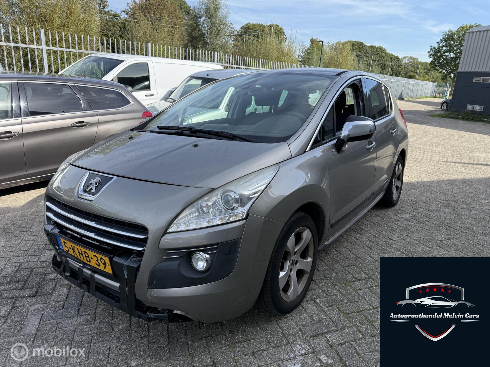 Peugeot 3008 2.0 HDiF HYbrid4 Blue Lease EXPORTPRIJS 2013 - voorkant