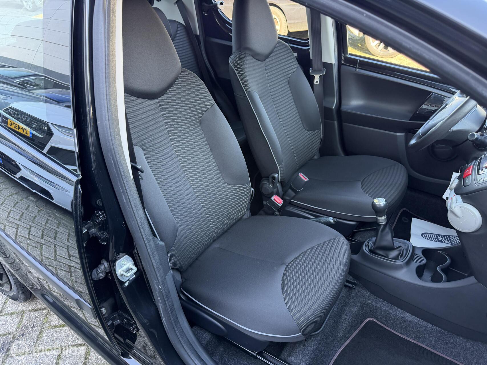 Foto van Peugeot Peugeot 107