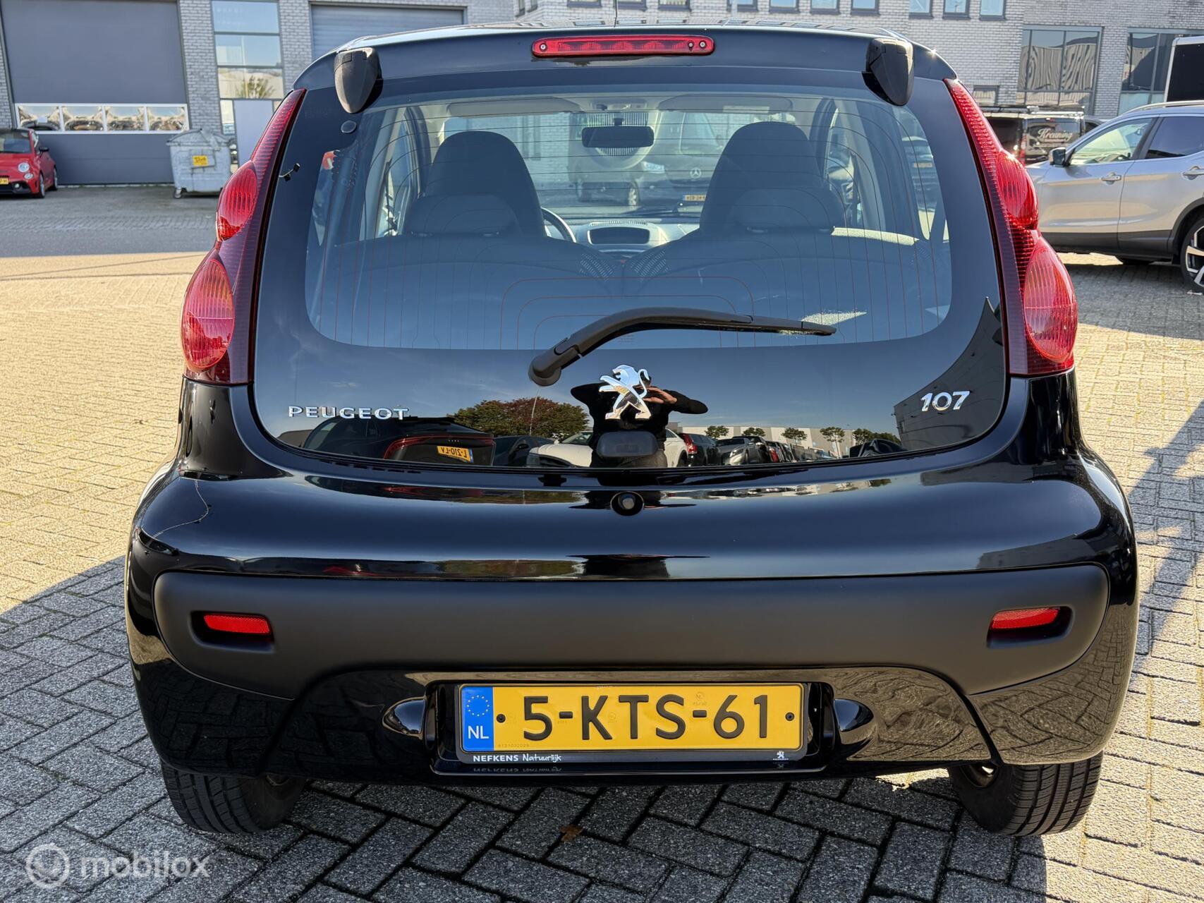 Foto van Peugeot Peugeot 107