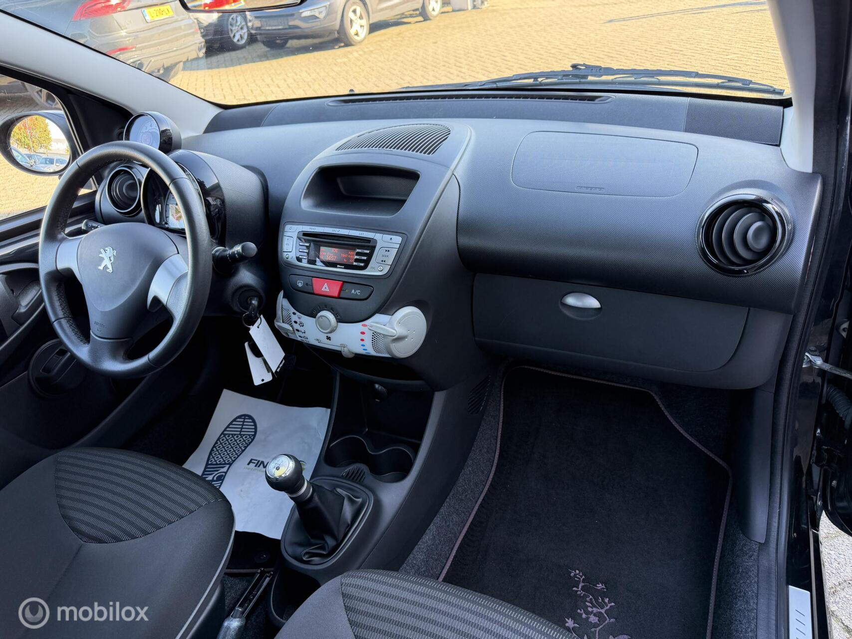 Foto van Peugeot Peugeot 107