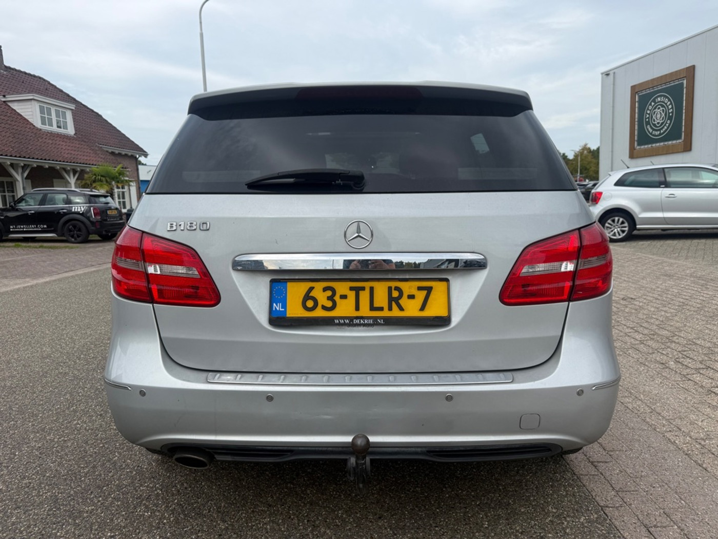 Foto van Mercedes-Benz B 180
