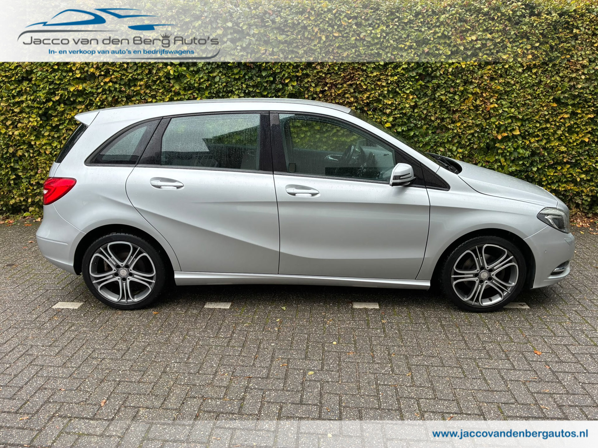 Foto van Mercedes-Benz B 200