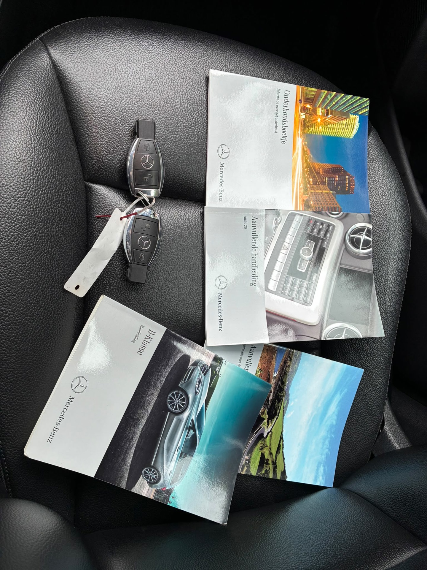 Foto van Mercedes-Benz B 200