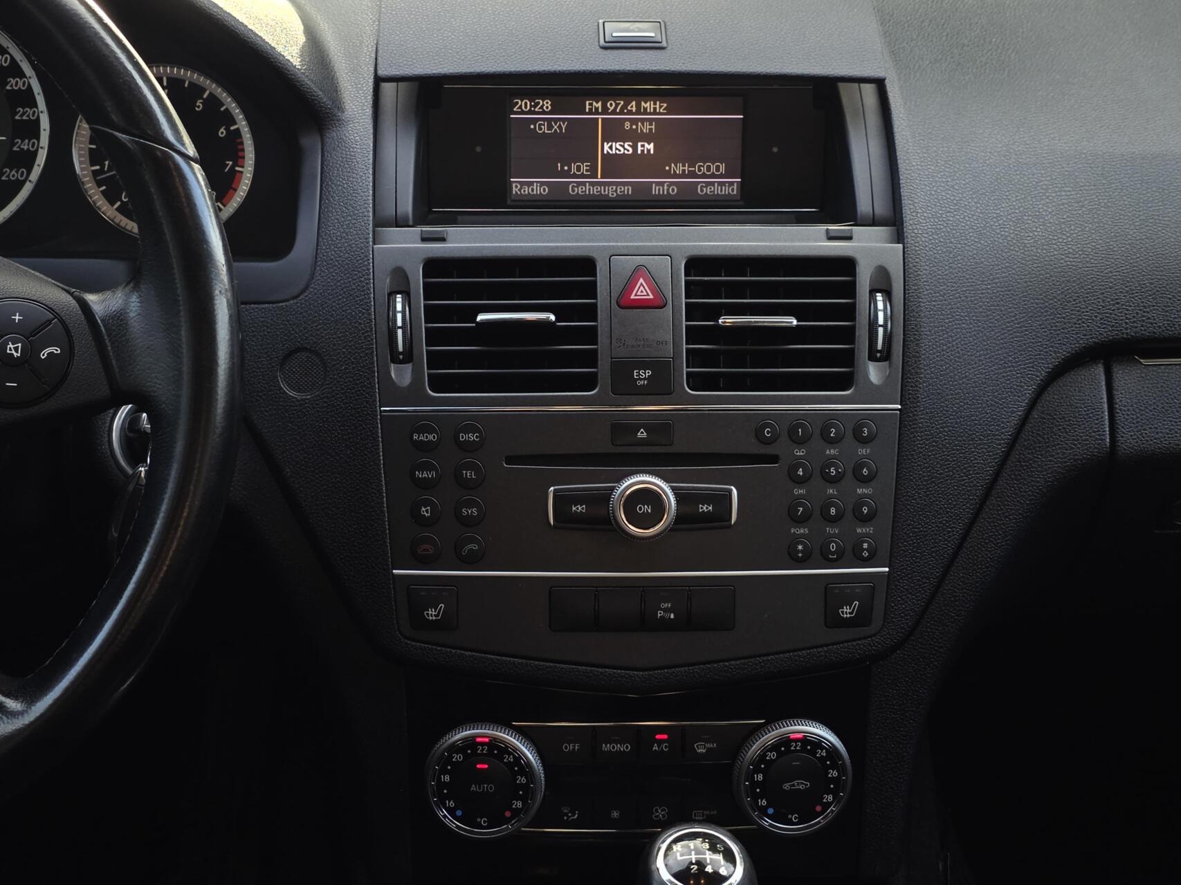Foto van Mercedes-Benz C 180 Kompressor