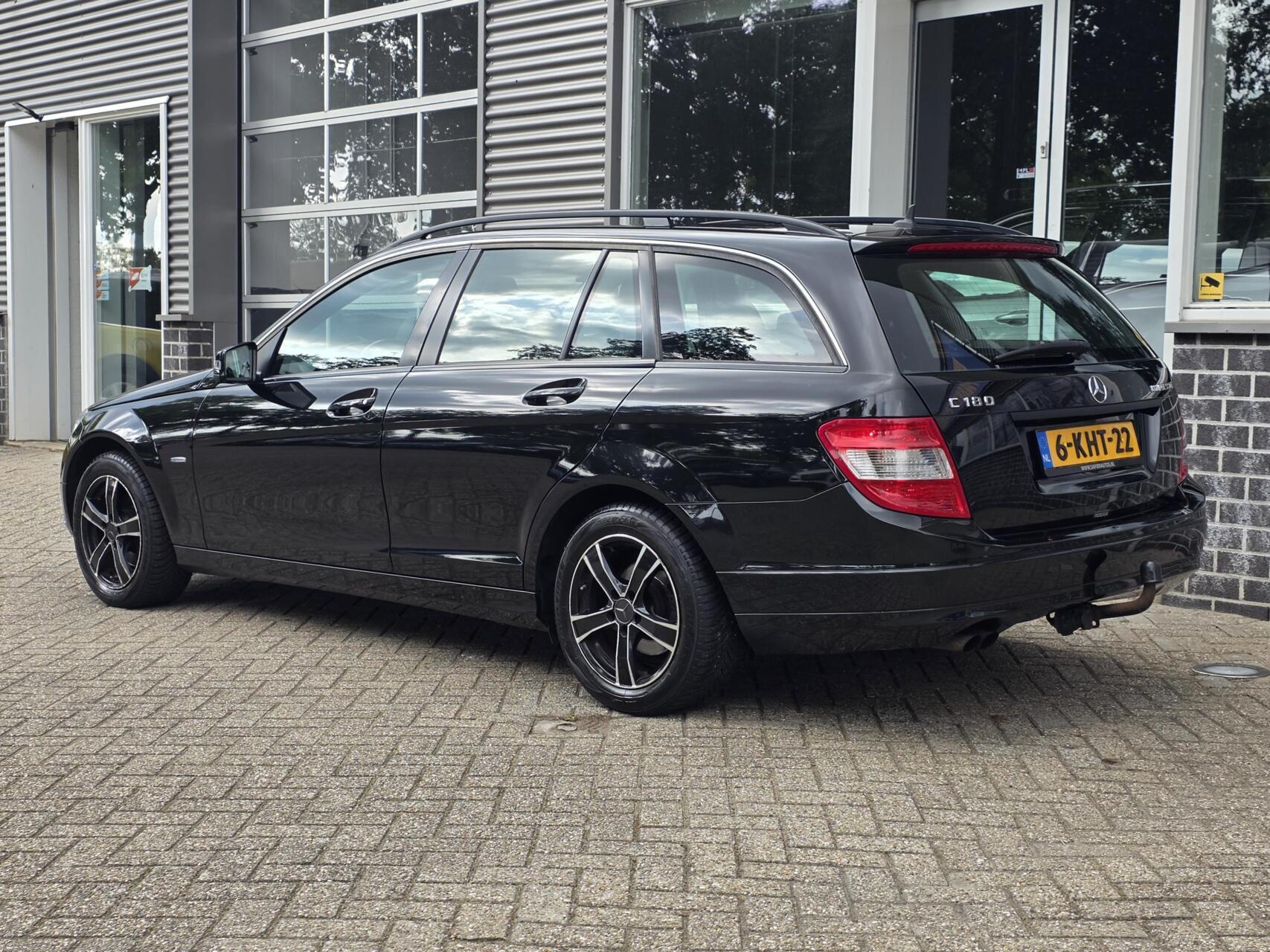 Foto van Mercedes-Benz C 180 Kompressor