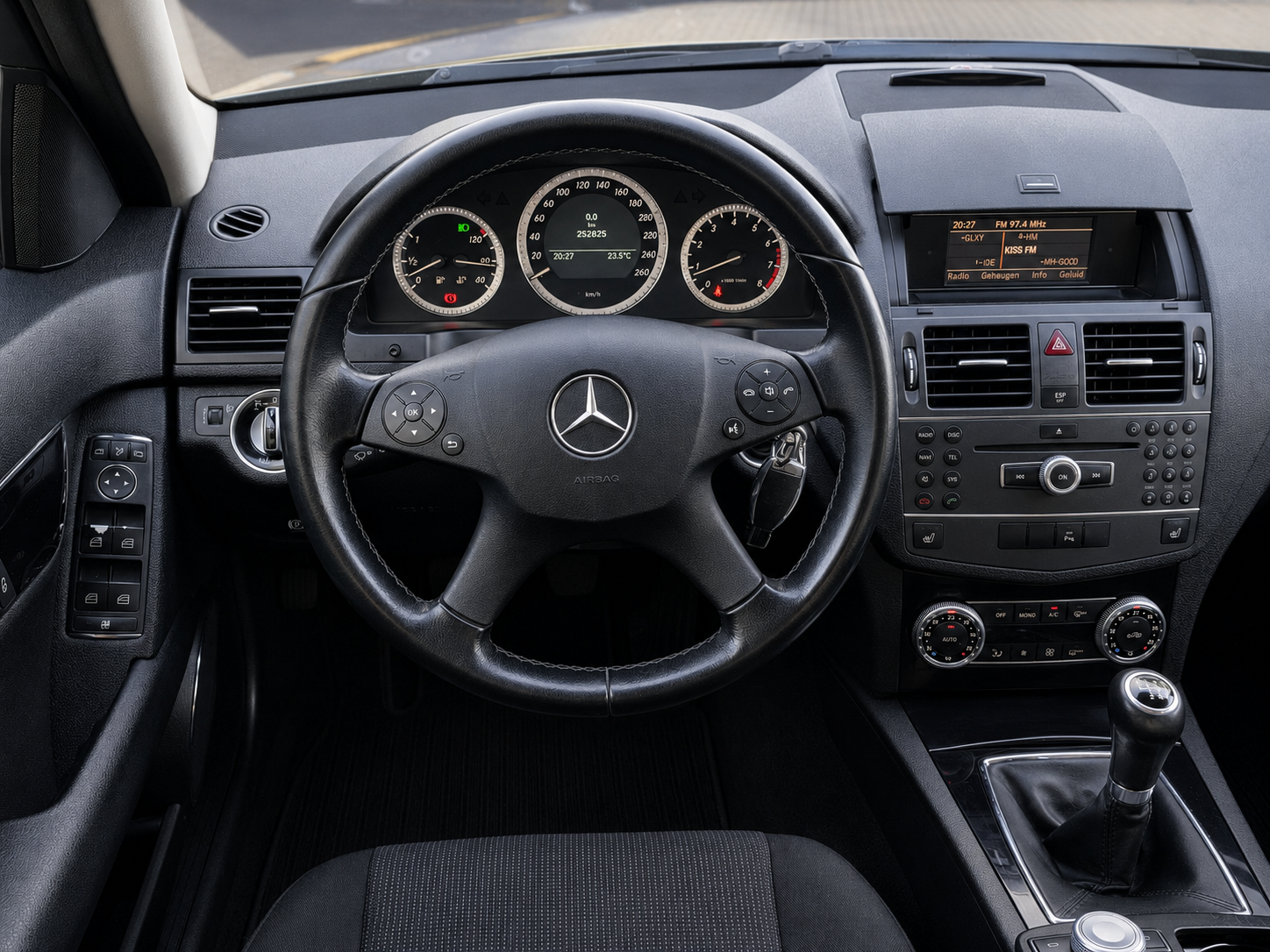Foto van Mercedes-Benz C 180 Kompressor