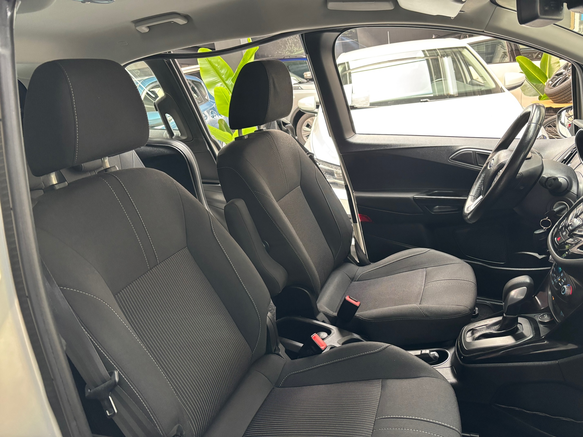 Foto van Ford B-max