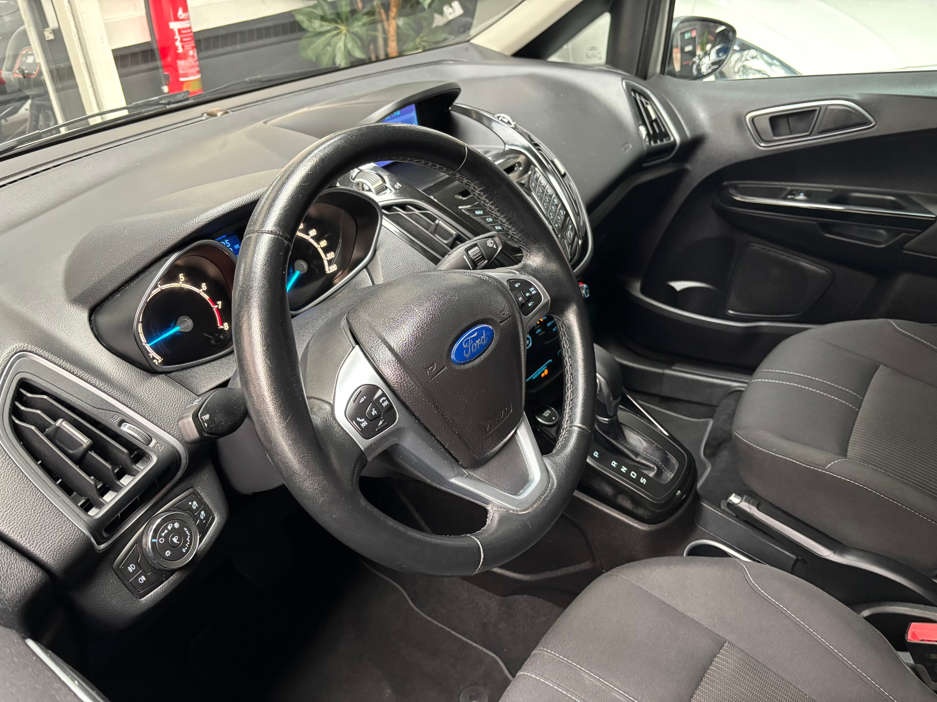 Foto van Ford B-max