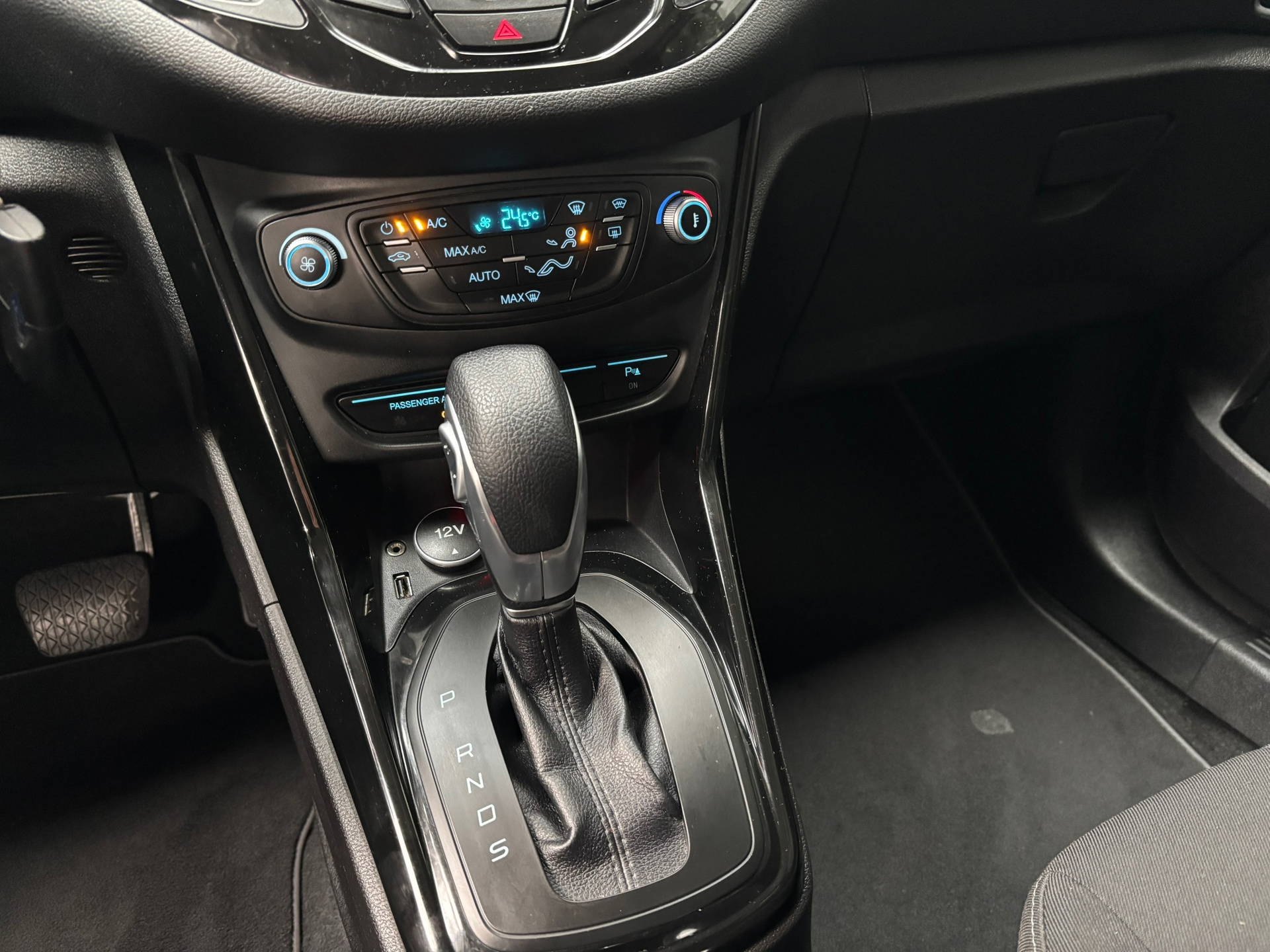 Foto van Ford B-max
