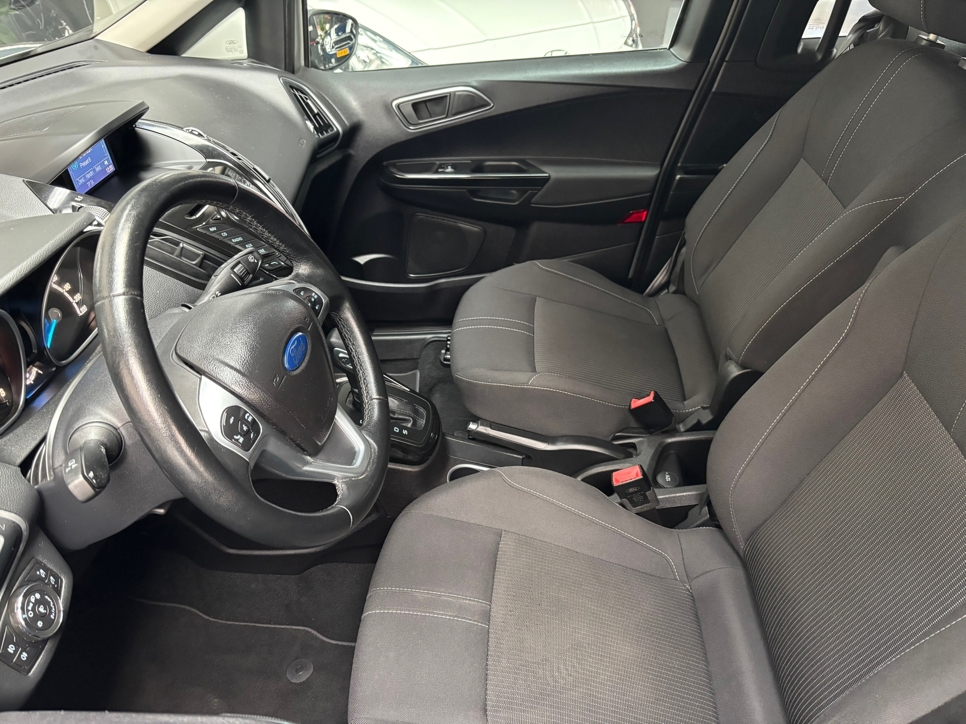 Foto van Ford B-max