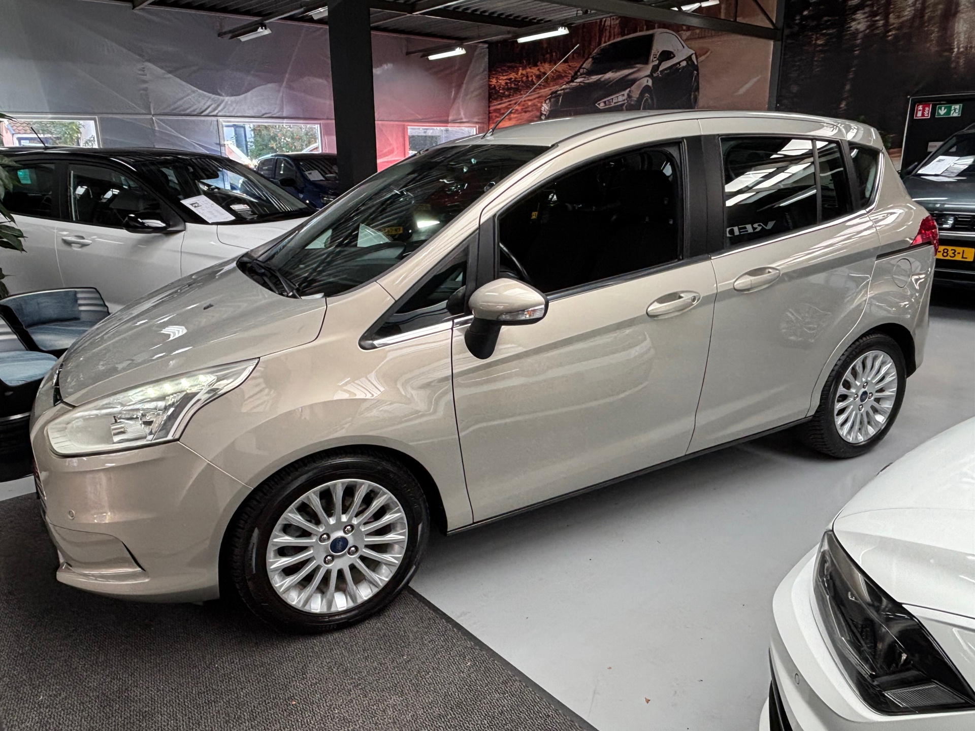 Foto van Ford B-max