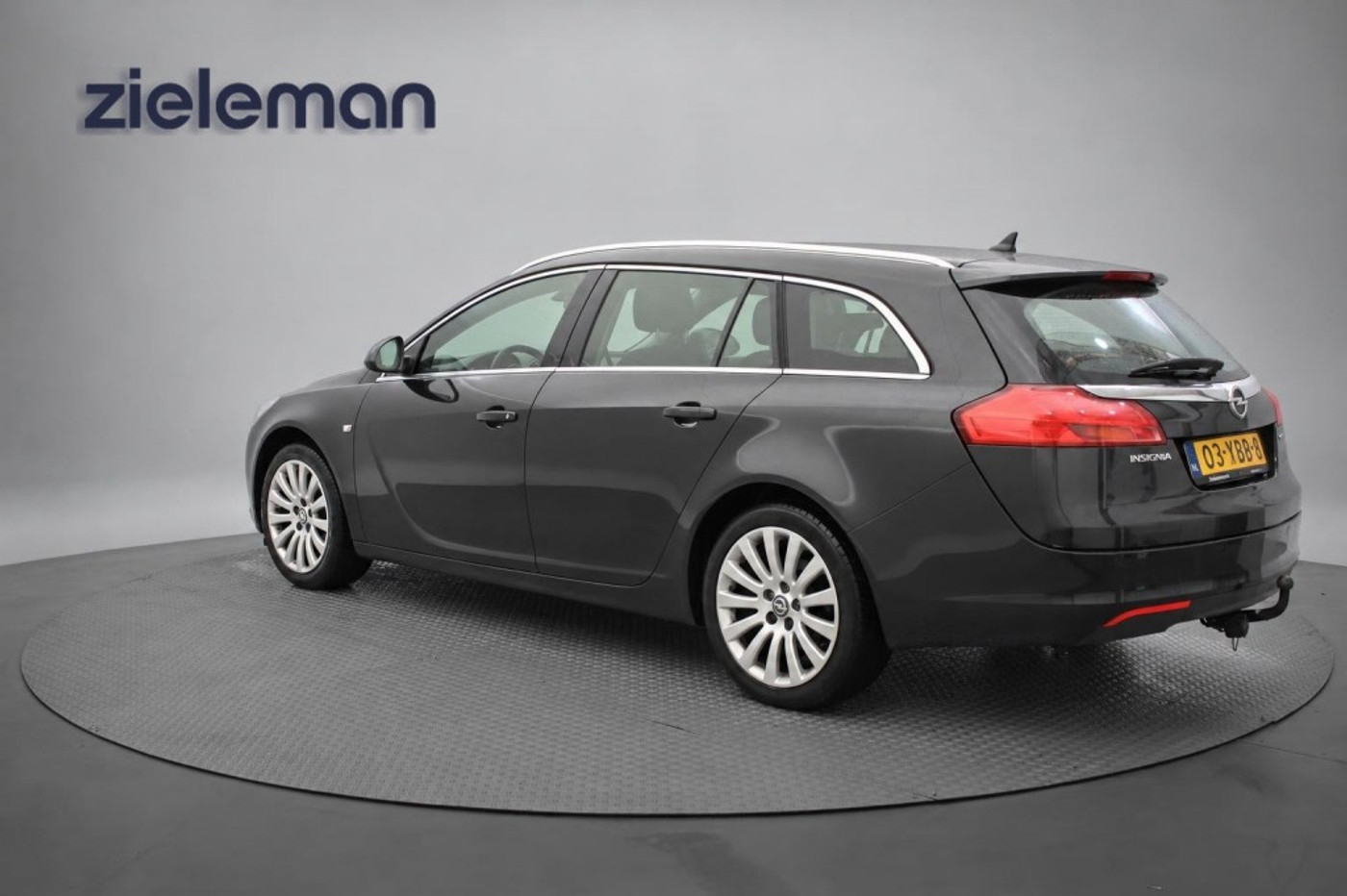 Foto van Opel Insignia Sports Tourer SW