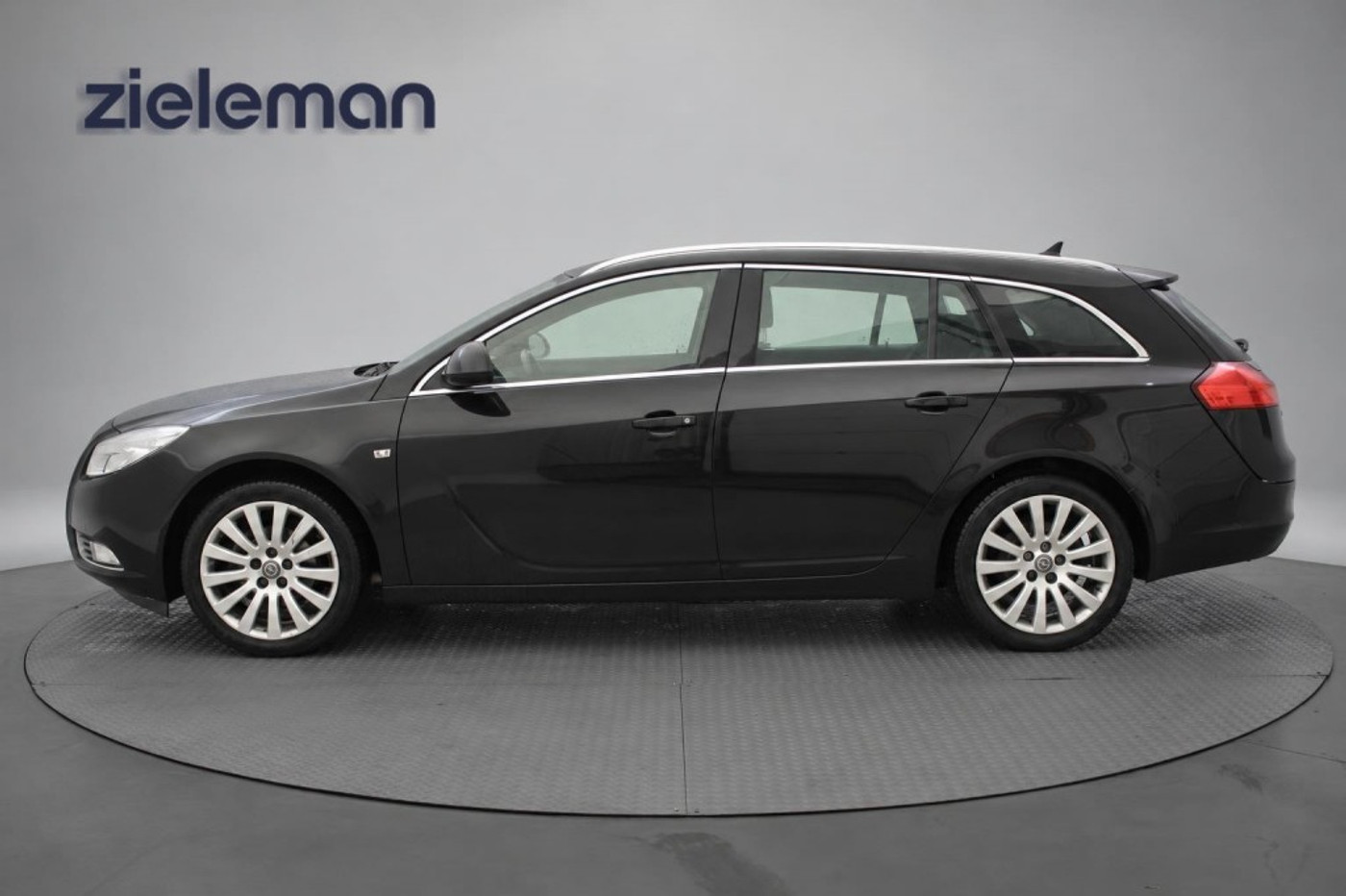Foto van Opel Insignia Sports Tourer SW