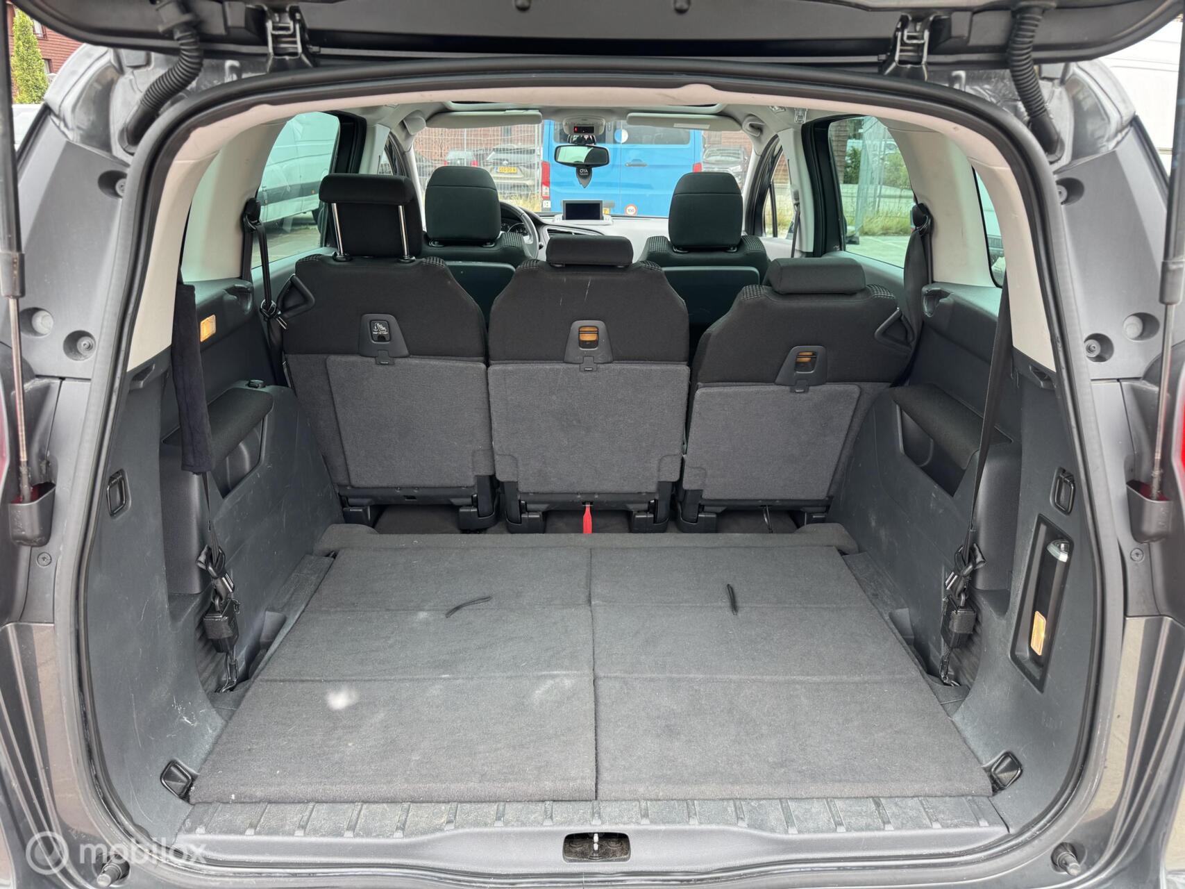 Foto van Peugeot 5008