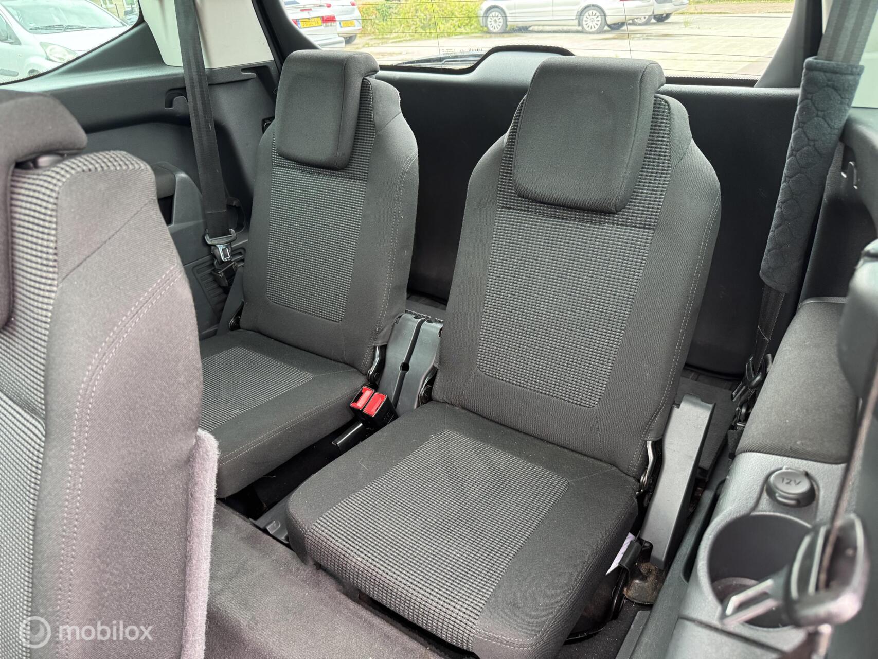 Foto van Peugeot 5008