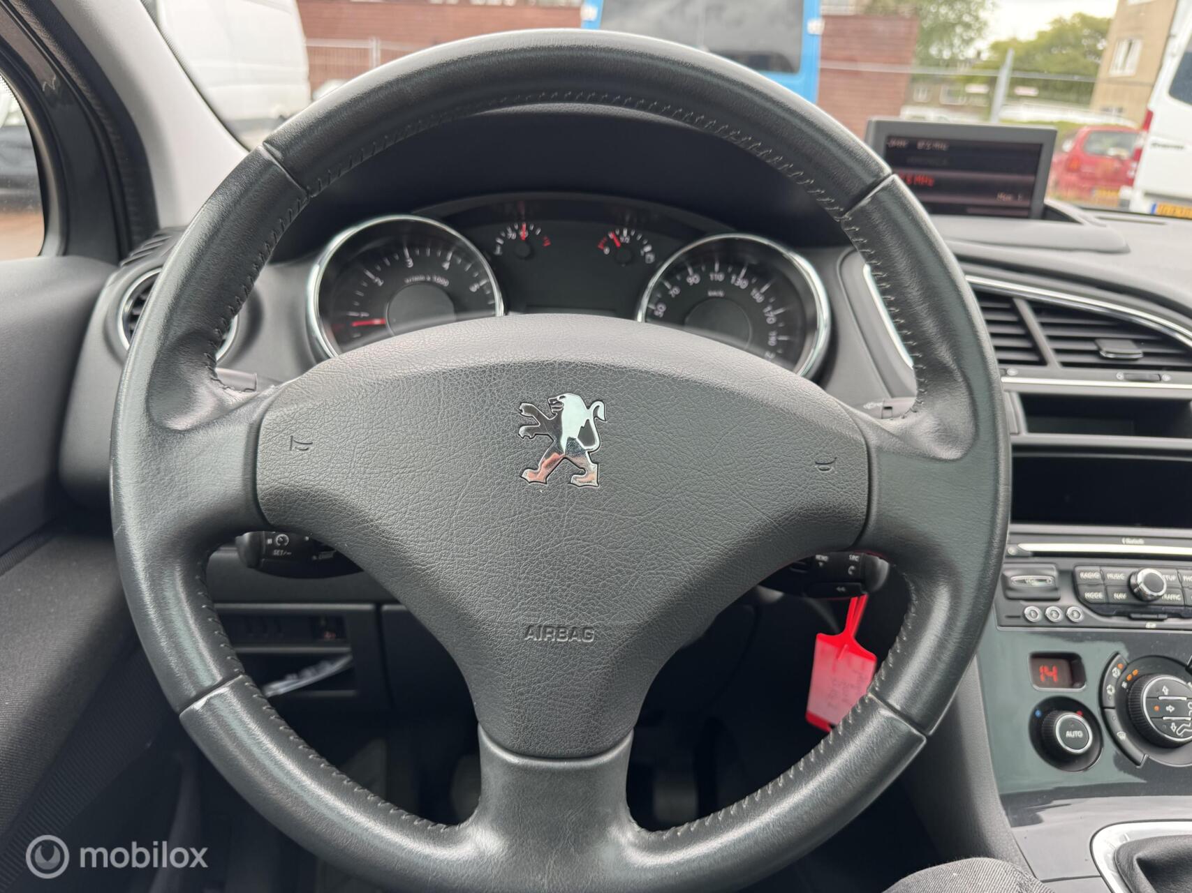 Foto van Peugeot 5008