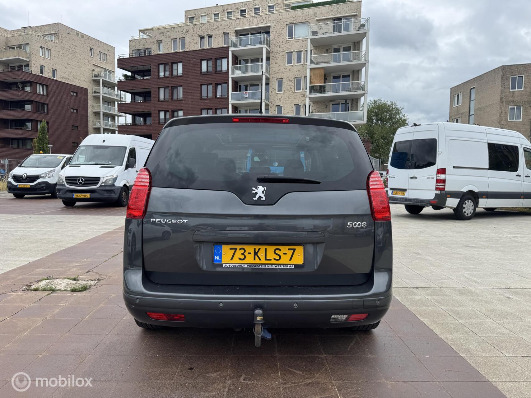 Foto van Peugeot 5008