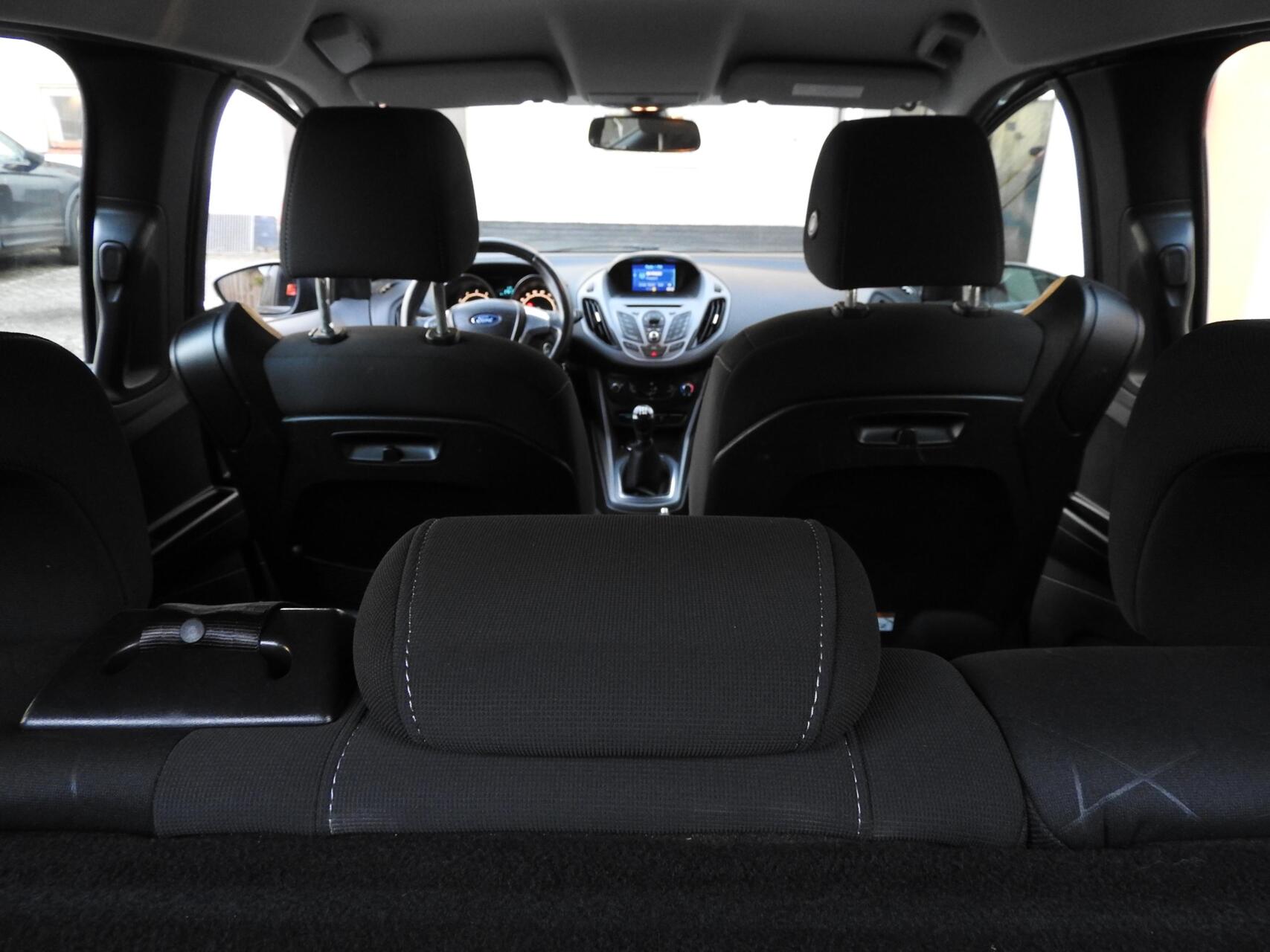 Foto van Ford B-max