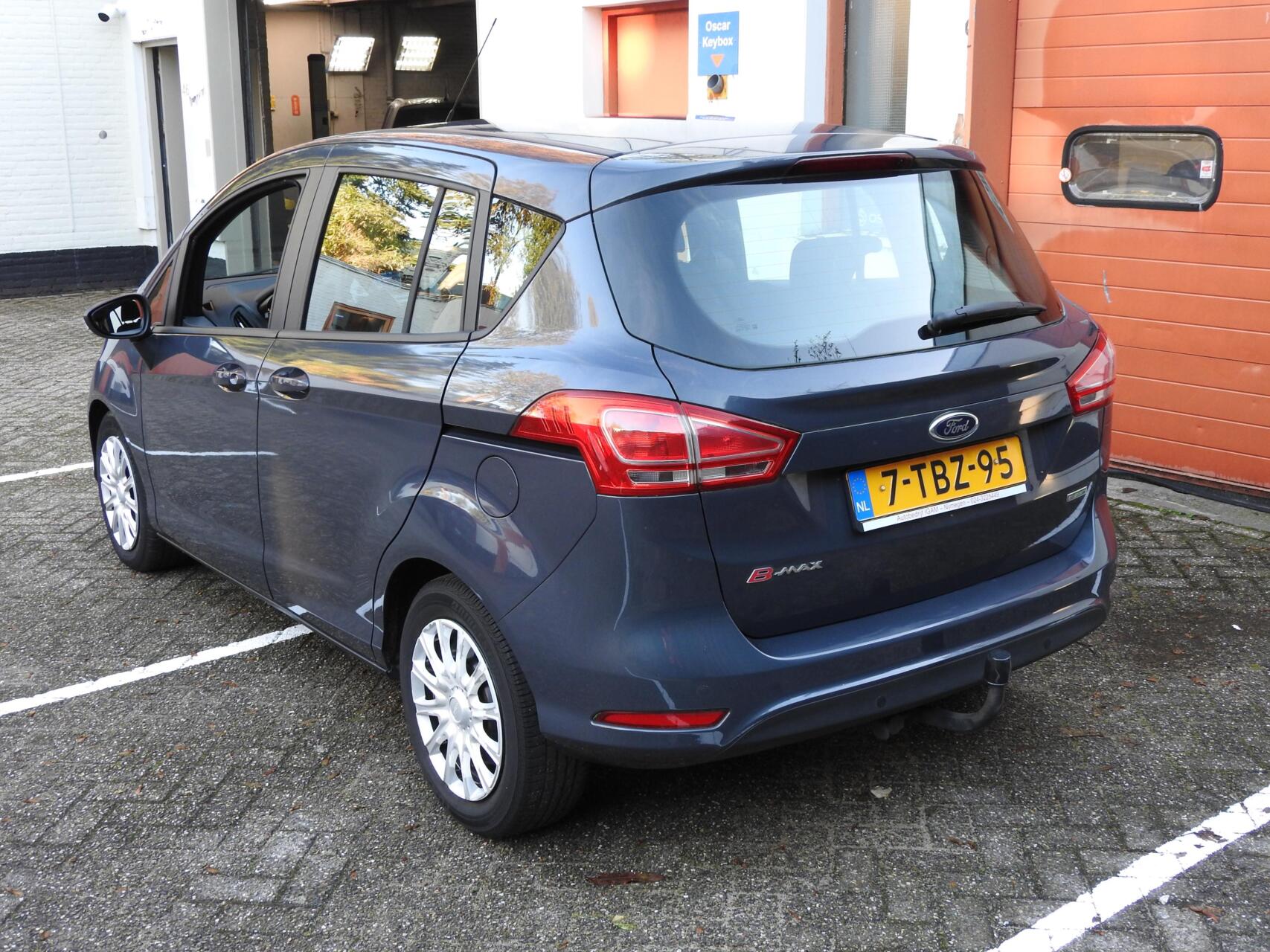 Foto van Ford B-max