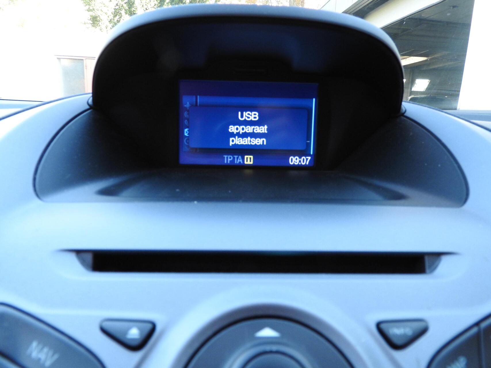 Foto van Ford B-max