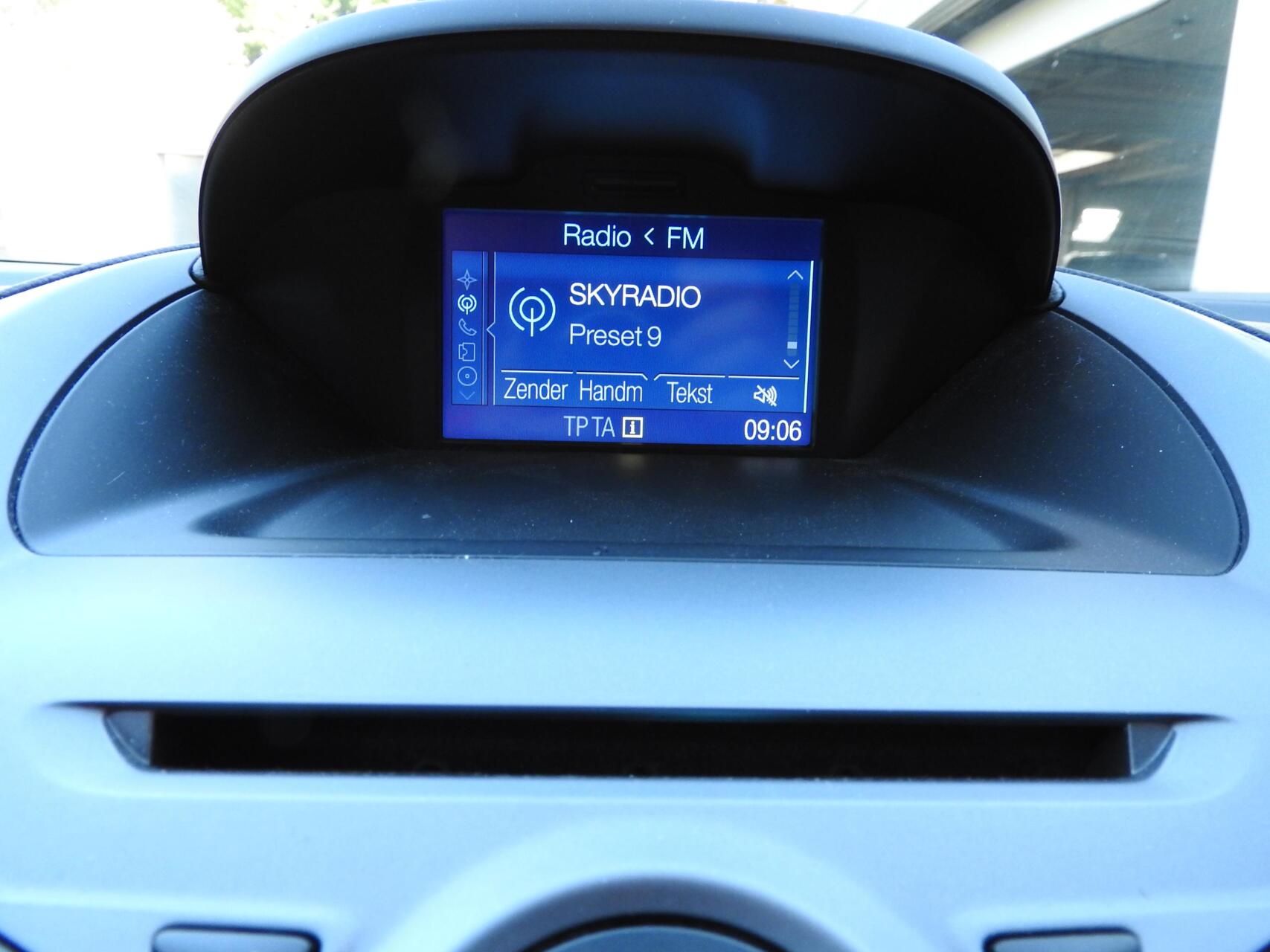 Foto van Ford B-max