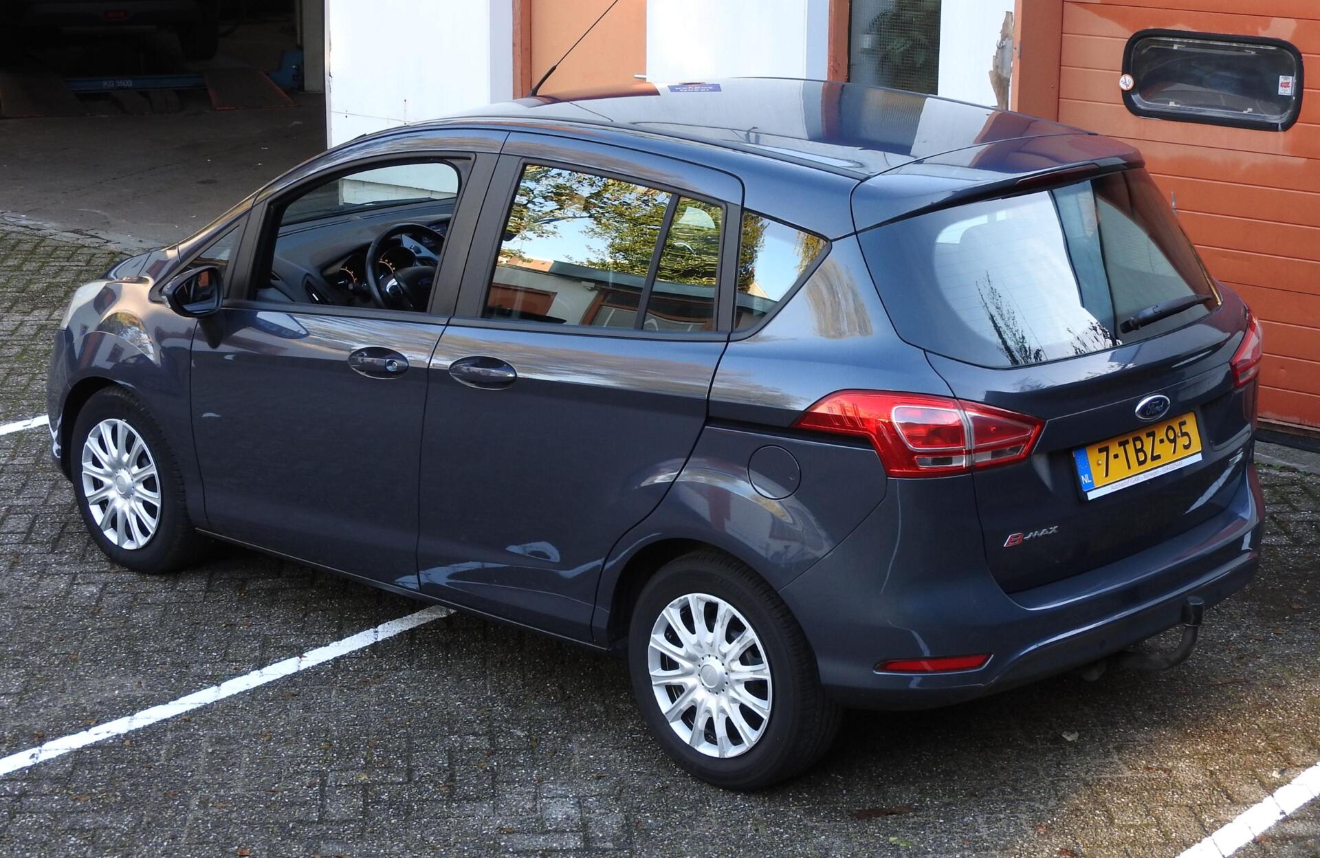 Foto van Ford B-max