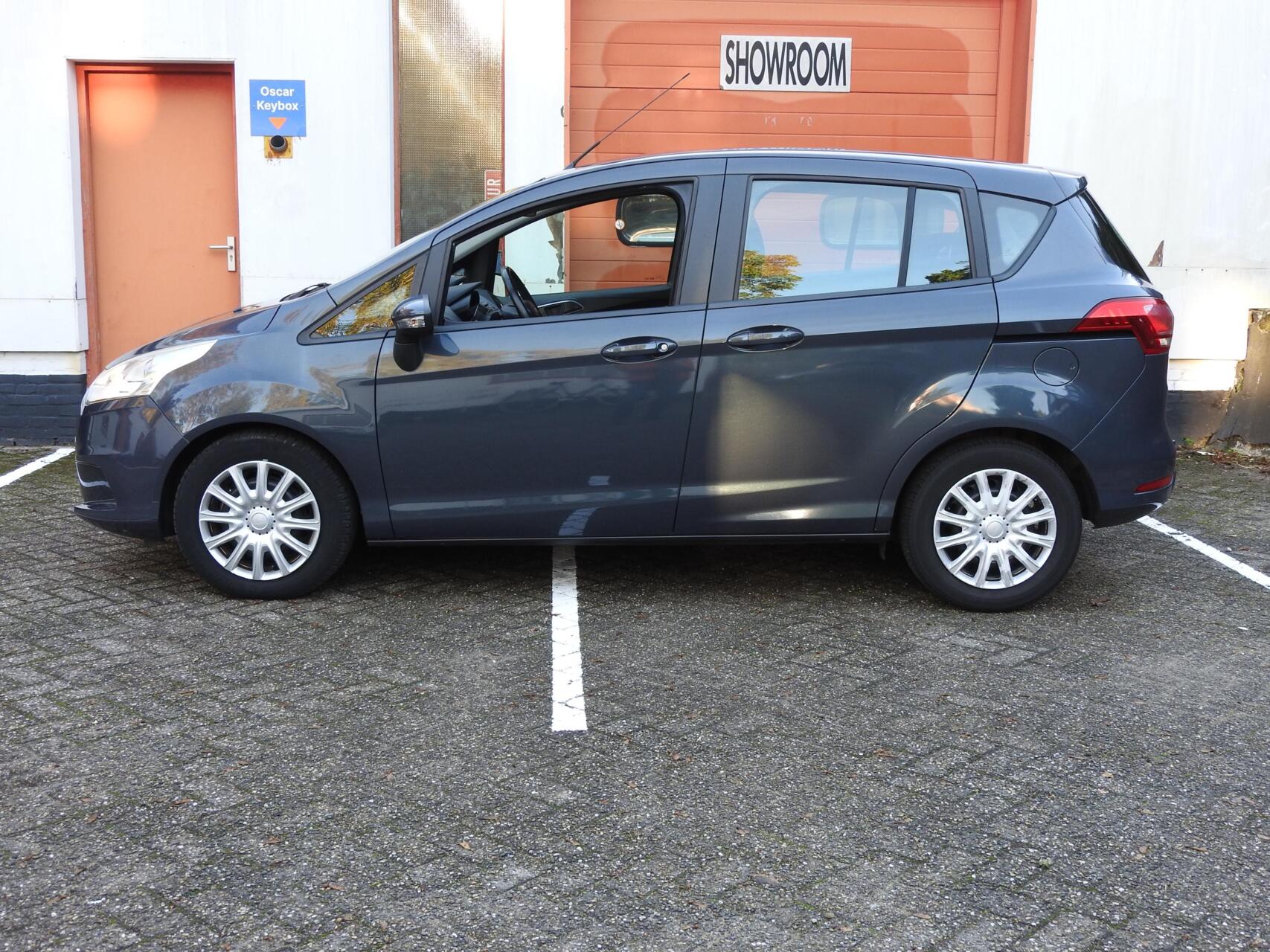 Foto van Ford B-max