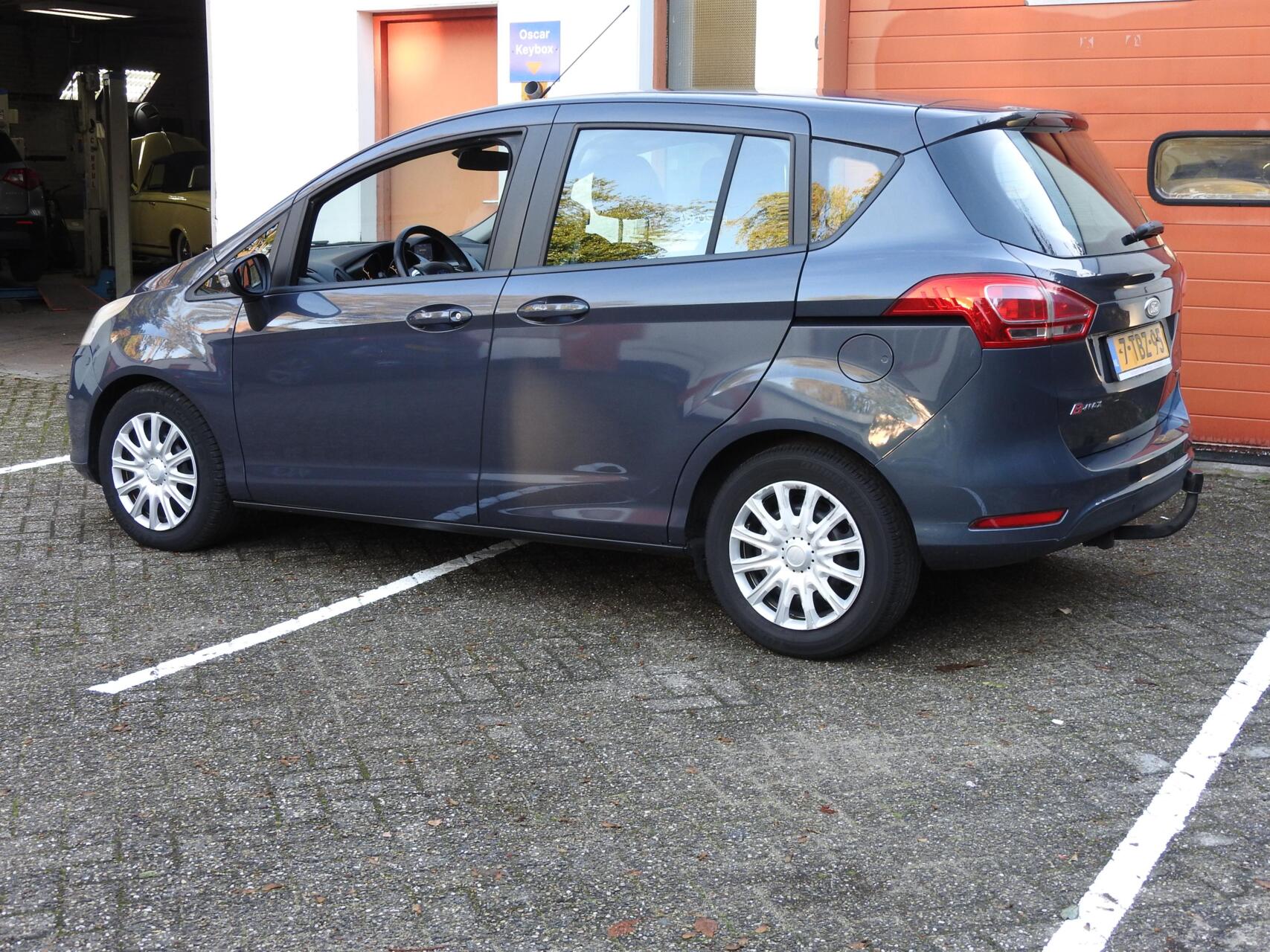 Foto van Ford B-max