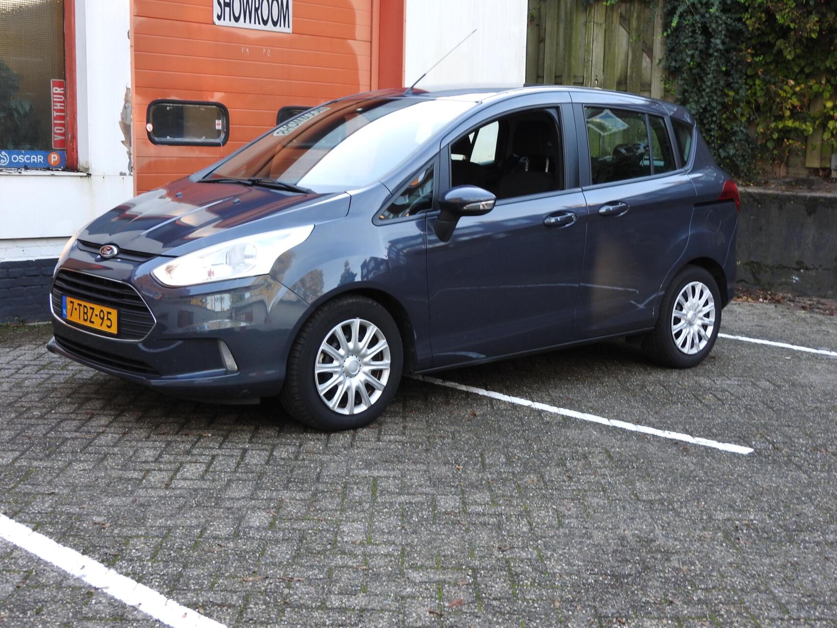 Foto van Ford B-max
