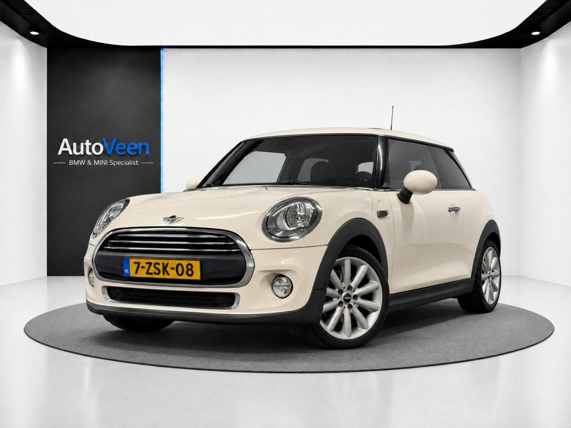 Mini One 1.2 One Business (PANO, NAVI, CRUISE, 17 INCH, GOED ONDERHOUDEN) 2015 - voorkant