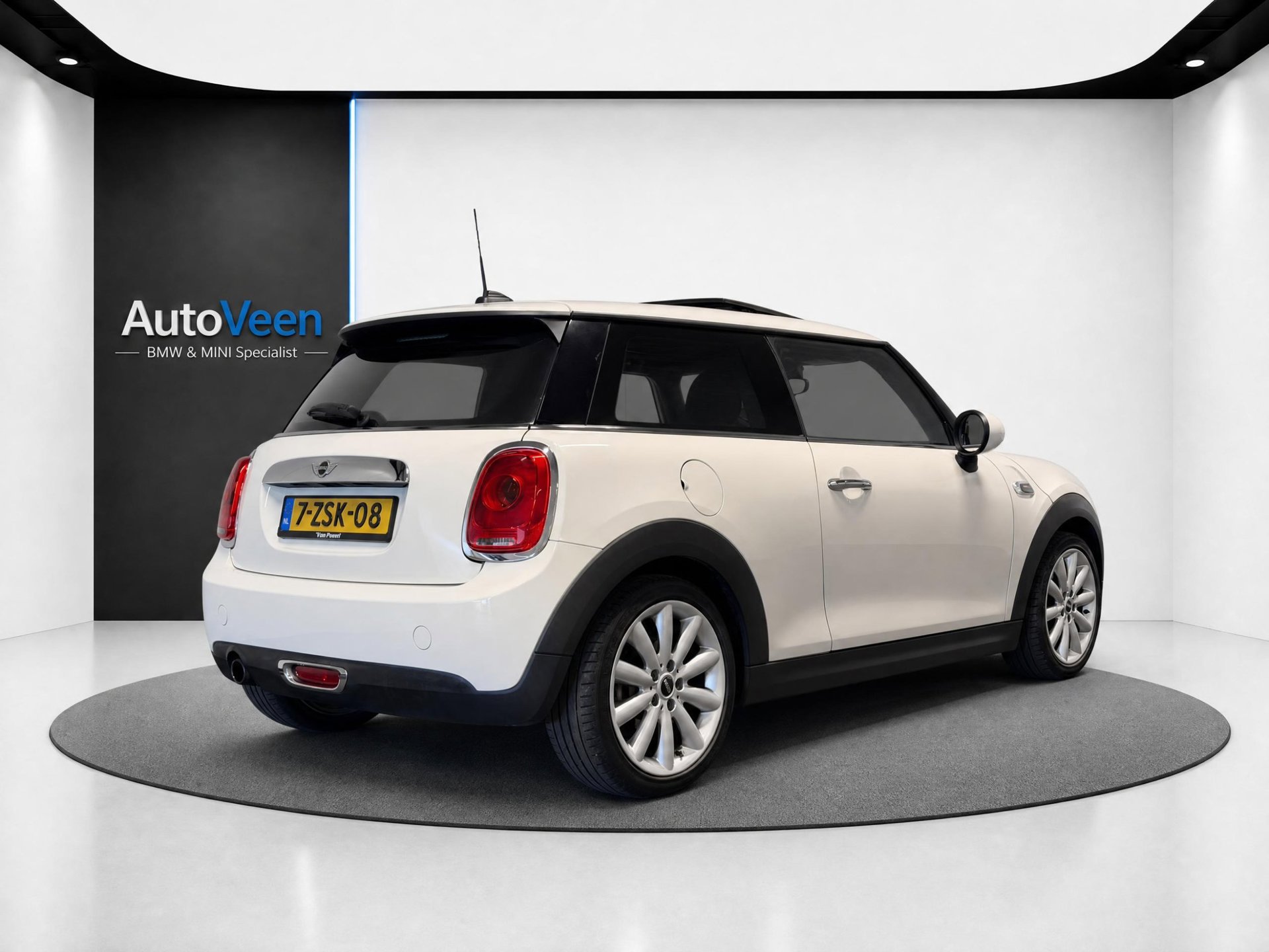 Foto van Mini One