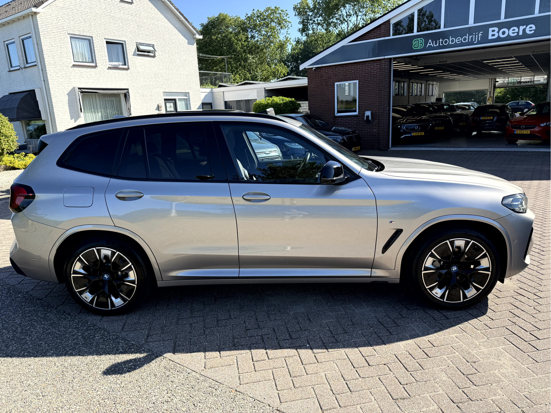 Foto van BMW Ix3