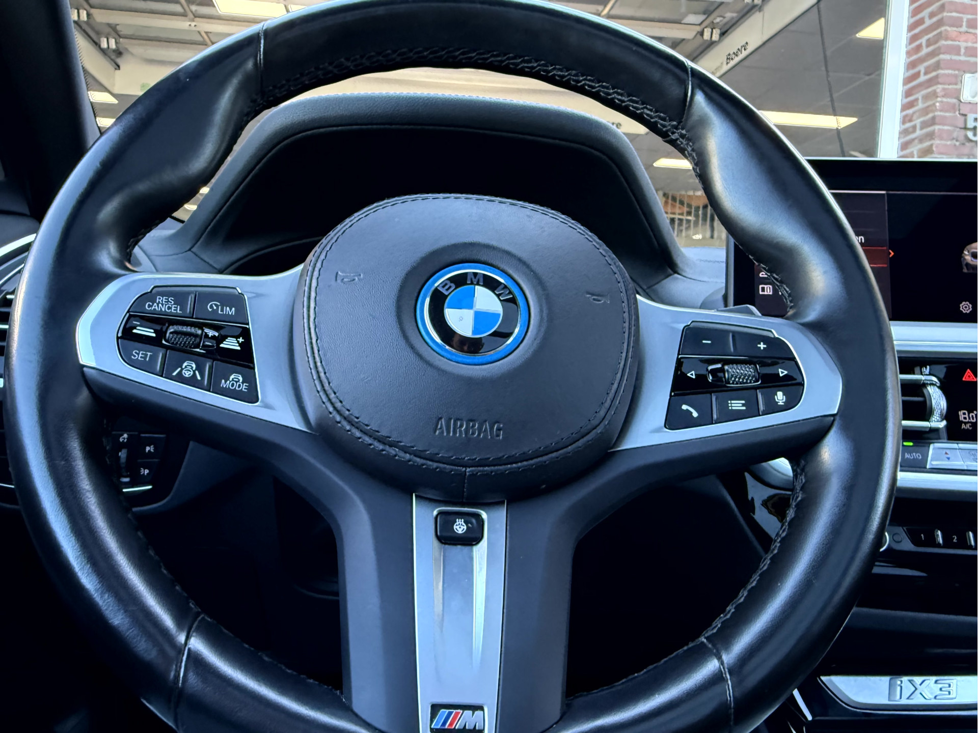 Foto van BMW Ix3