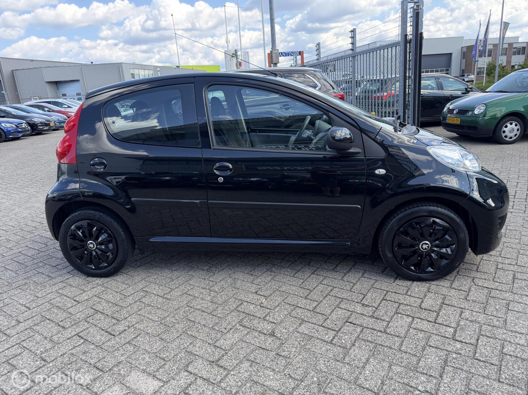Foto van Peugeot Peugeot 107